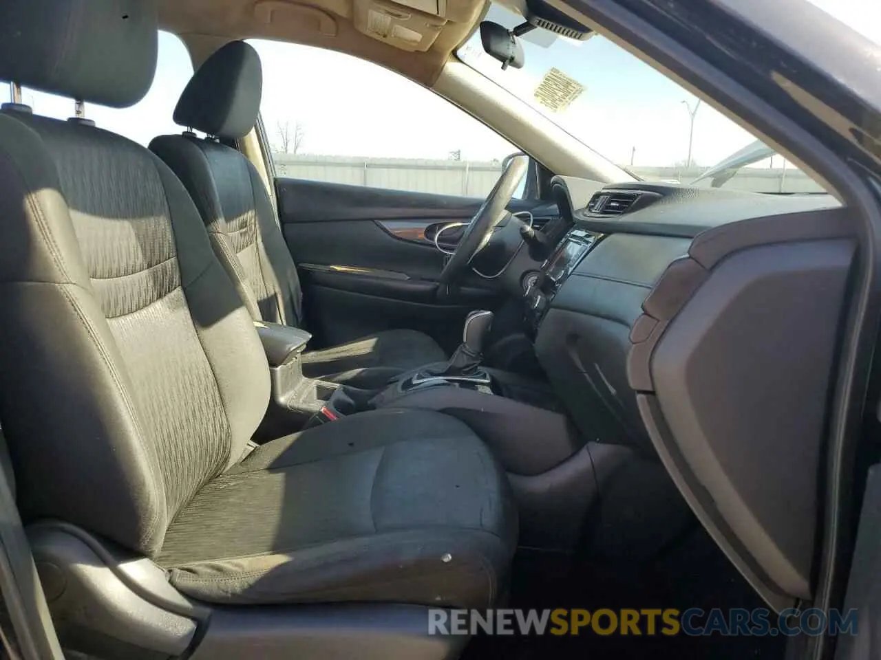 7 Photograph of a damaged car 5N1AT2MT3KC838872 NISSAN ROGUE 2019