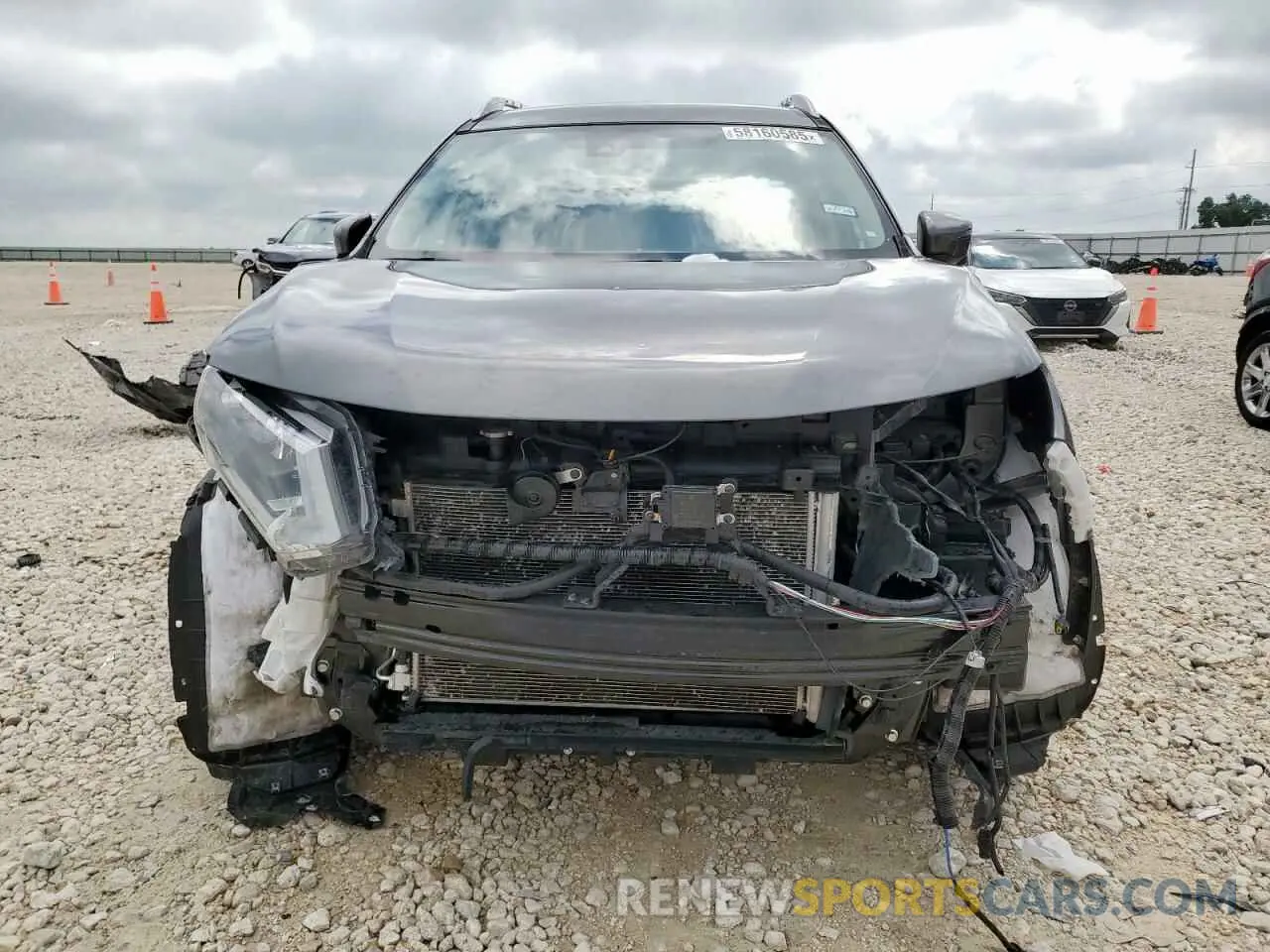 5 Photograph of a damaged car 5N1AT2MT4KC705747 NISSAN ROGUE 2019