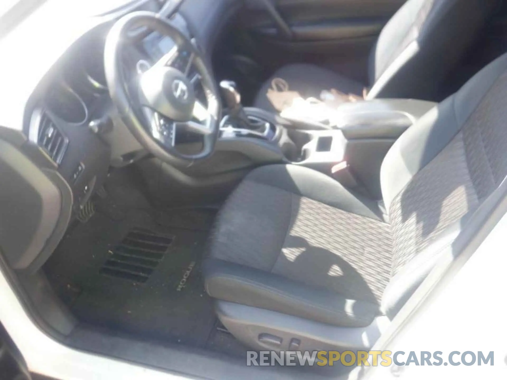 12 Photograph of a damaged car 5N1AT2MT4KC754947 NISSAN ROGUE 2019