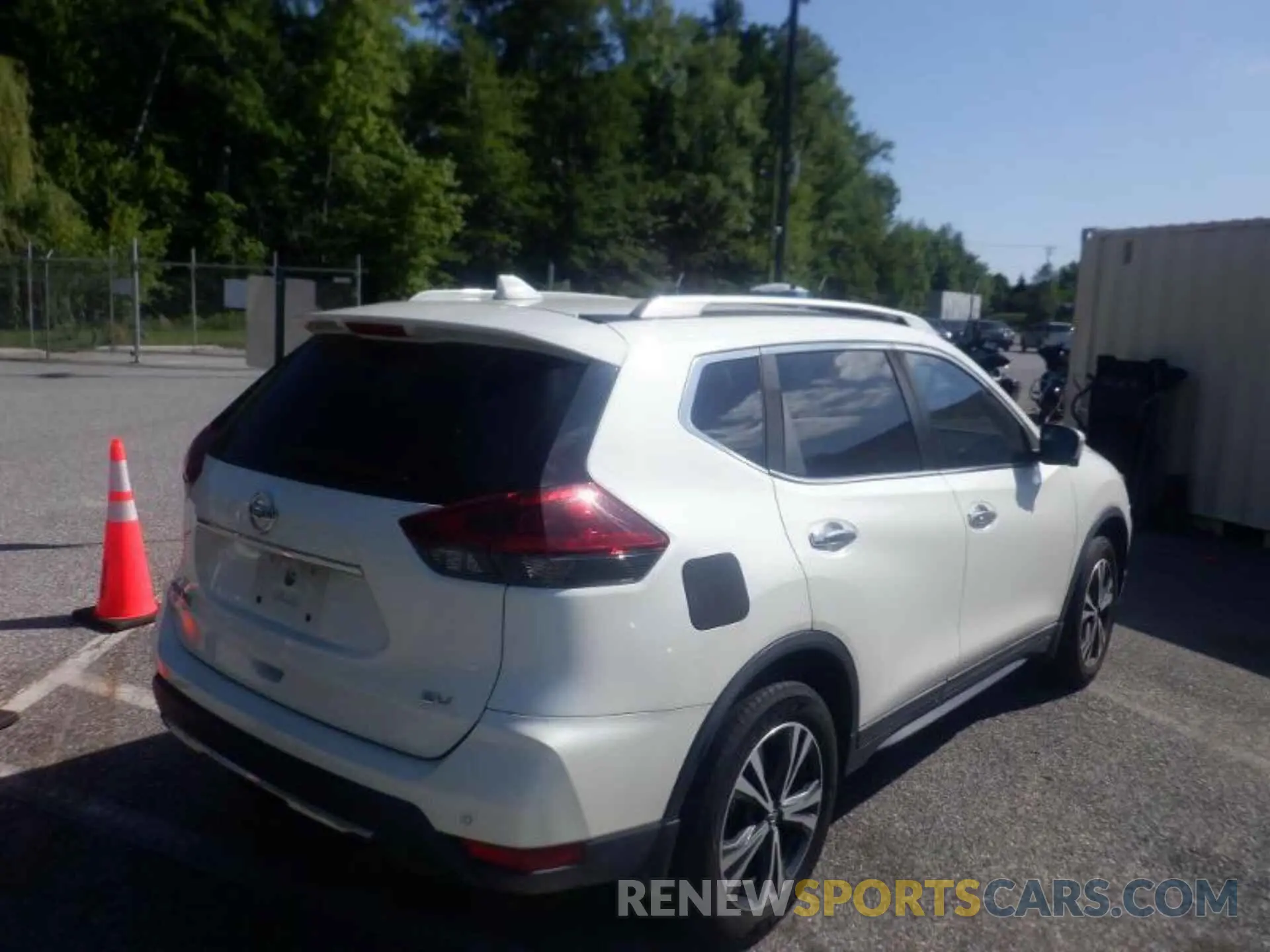 6 Photograph of a damaged car 5N1AT2MT4KC754947 NISSAN ROGUE 2019