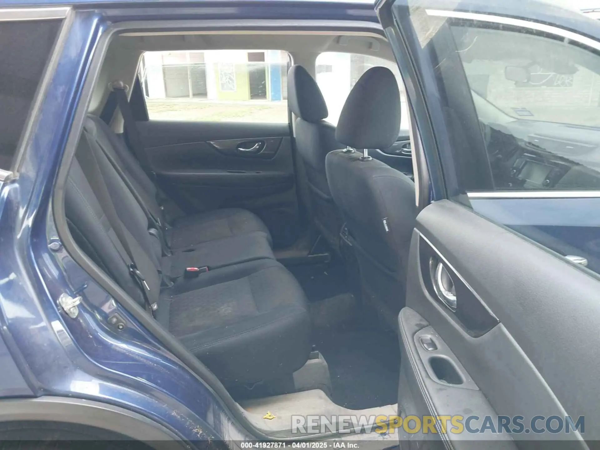 8 Photograph of a damaged car 5N1AT2MT4KC755869 NISSAN ROGUE 2019