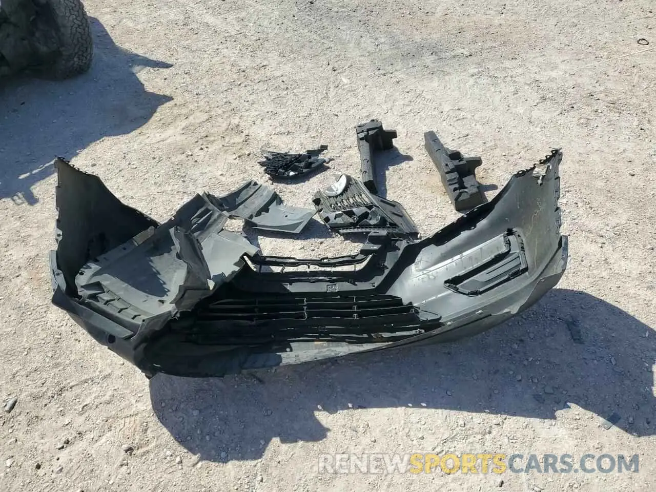 15 Photograph of a damaged car 5N1AT2MT4KC767634 NISSAN ROGUE 2019