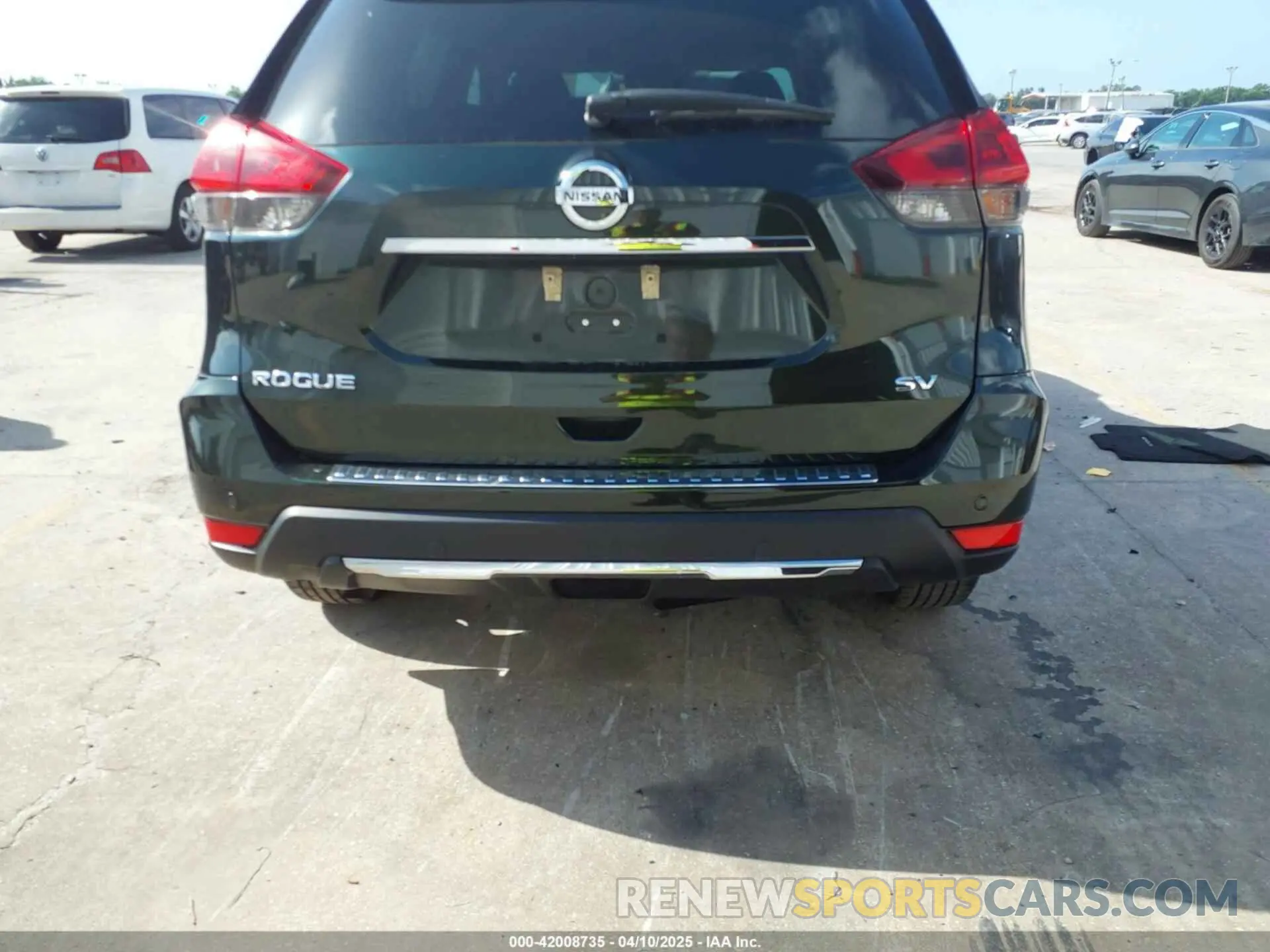16 Photograph of a damaged car 5N1AT2MT4KC794820 NISSAN ROGUE 2019