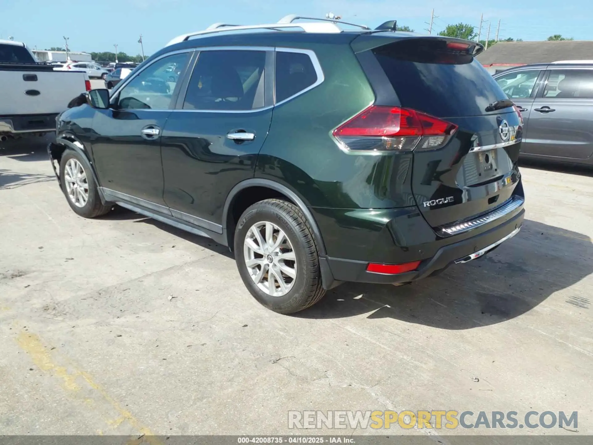 3 Photograph of a damaged car 5N1AT2MT4KC794820 NISSAN ROGUE 2019