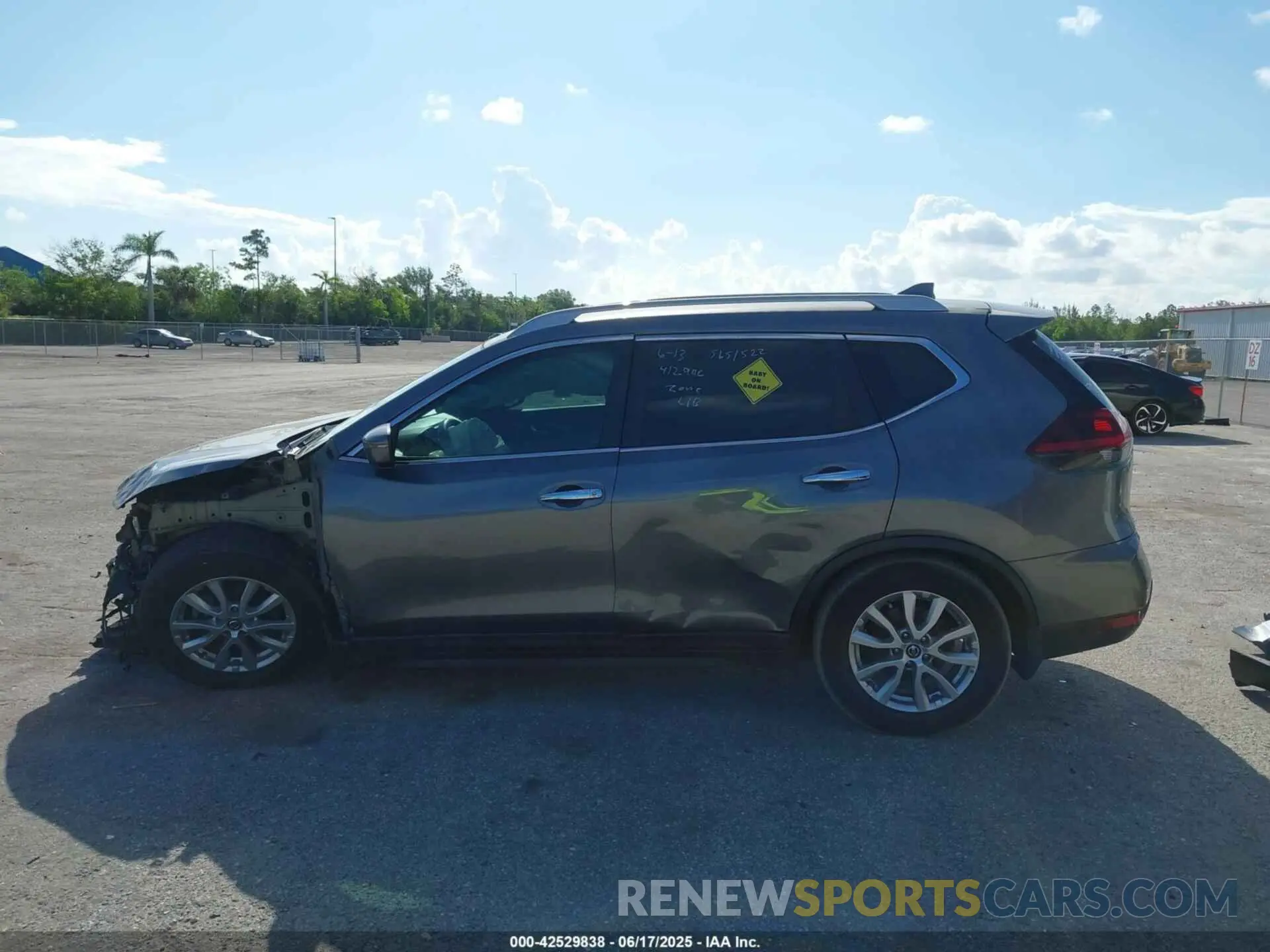 15 Photograph of a damaged car 5N1AT2MT5KC716949 NISSAN ROGUE 2019