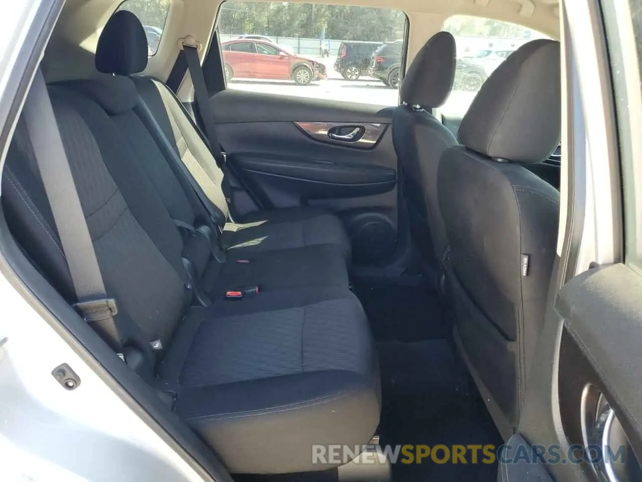 11 Photograph of a damaged car 5N1AT2MT5KC719866 NISSAN ROGUE 2019