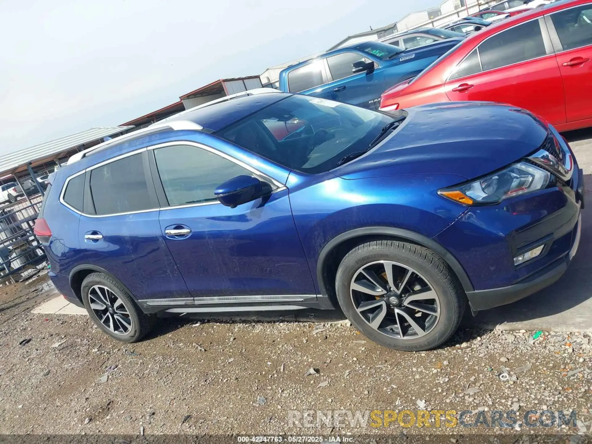 13 Photograph of a damaged car 5N1AT2MT5KC744315 NISSAN ROGUE 2019