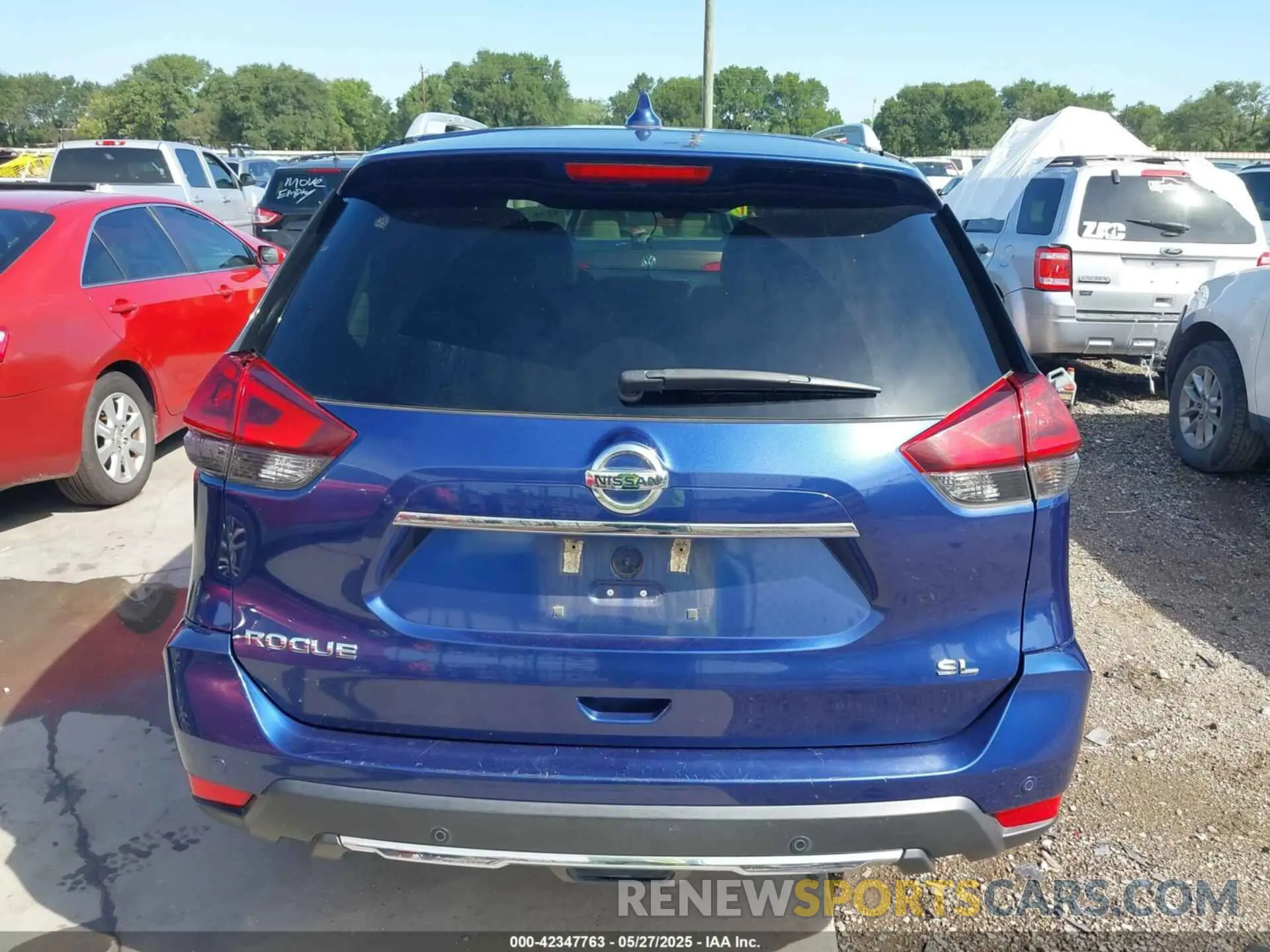 16 Photograph of a damaged car 5N1AT2MT5KC744315 NISSAN ROGUE 2019