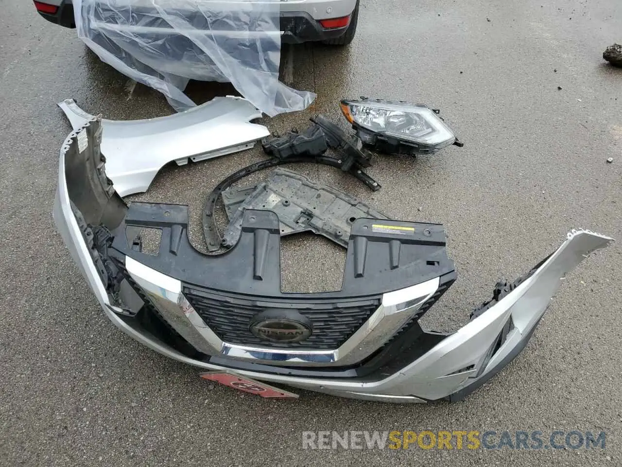 13 Photograph of a damaged car 5N1AT2MT5KC765696 NISSAN ROGUE 2019