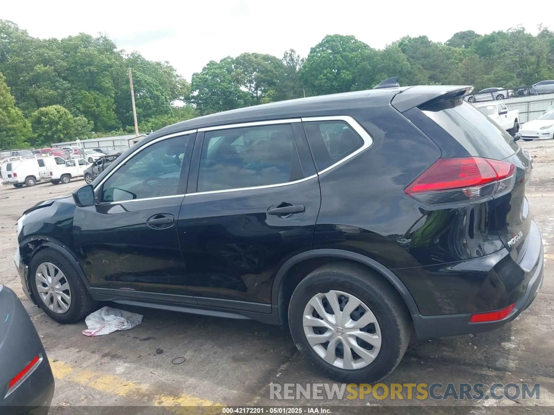 14 Photograph of a damaged car 5N1AT2MT5KC789772 NISSAN ROGUE 2019