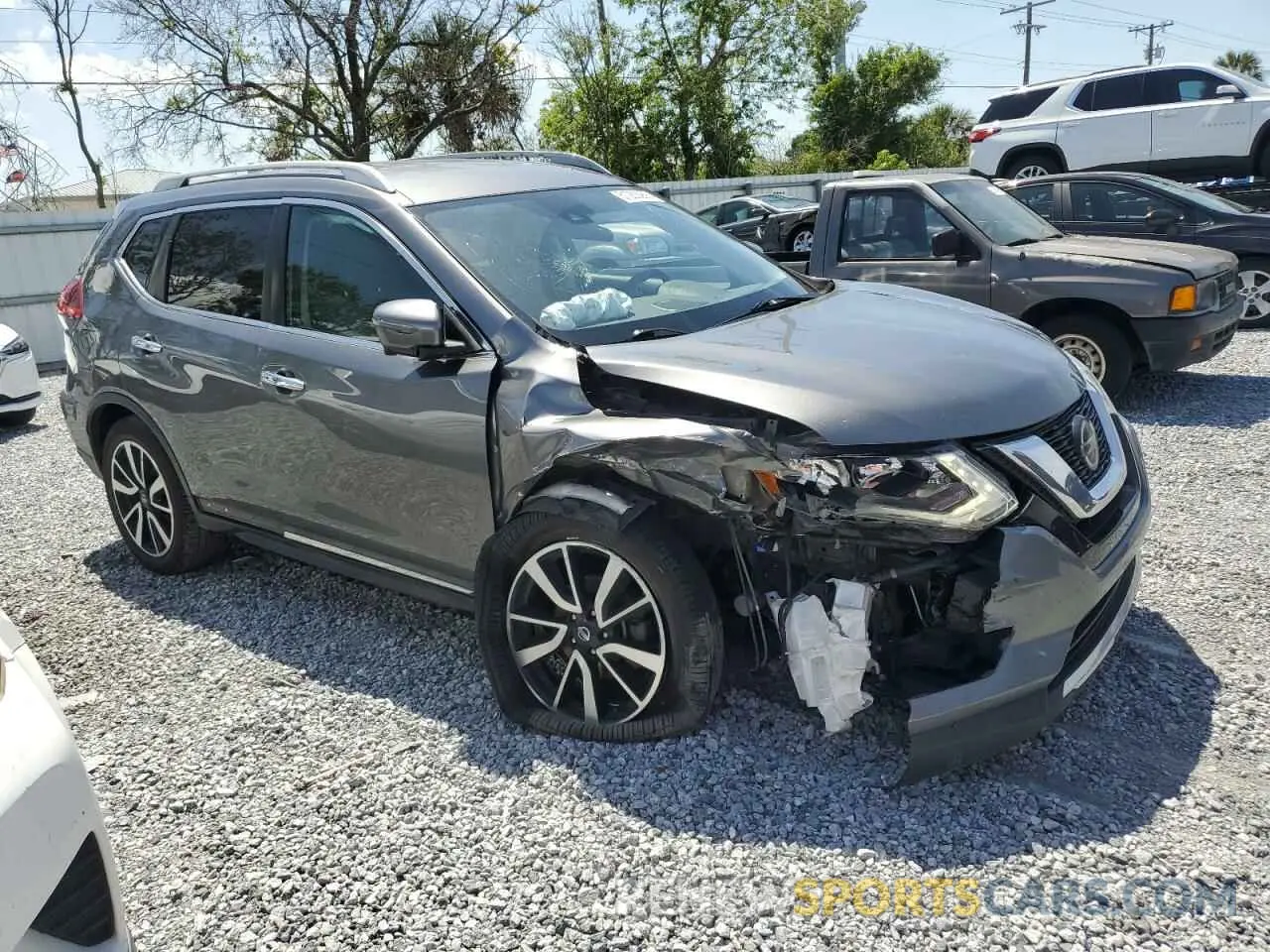 4 Photograph of a damaged car 5N1AT2MT5KC818171 NISSAN ROGUE 2019