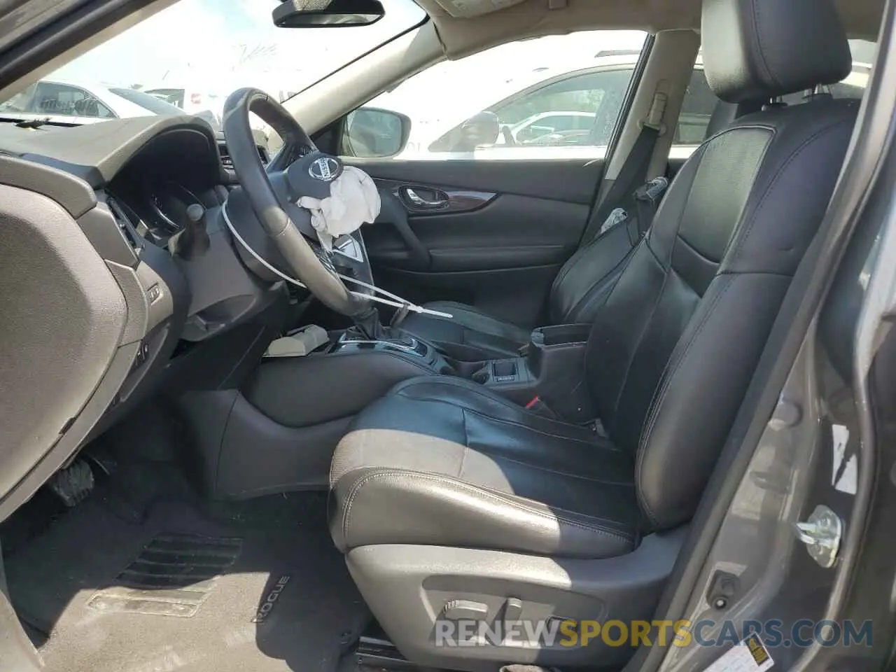 7 Photograph of a damaged car 5N1AT2MT5KC818171 NISSAN ROGUE 2019