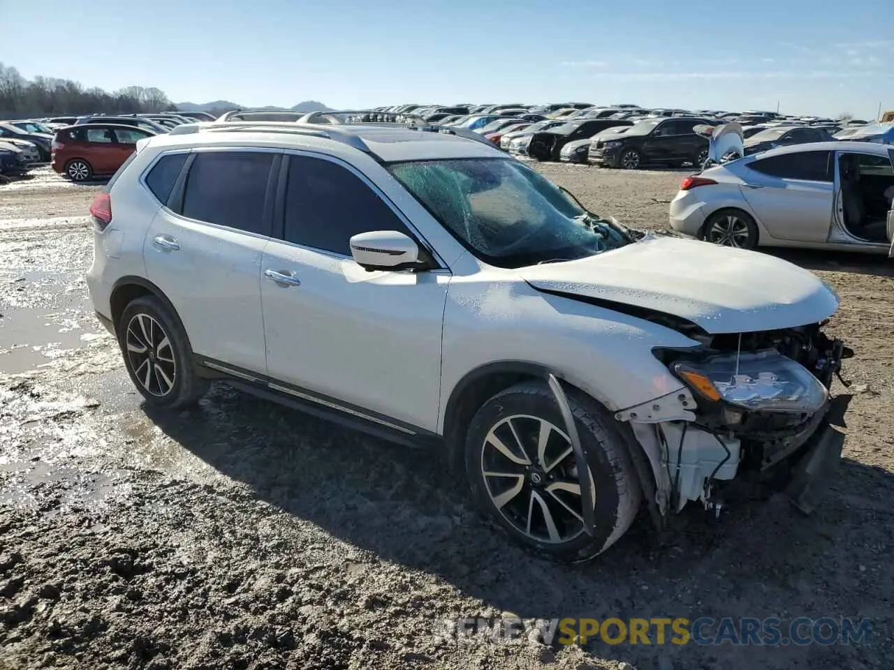 4 Photograph of a damaged car 5N1AT2MT5KC825413 NISSAN ROGUE 2019