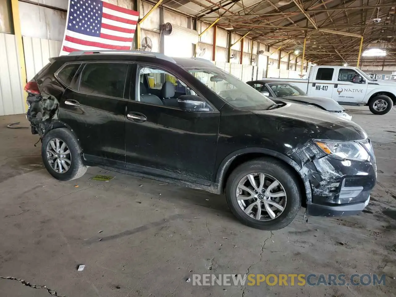4 Photograph of a damaged car 5N1AT2MT6KC703918 NISSAN ROGUE 2019