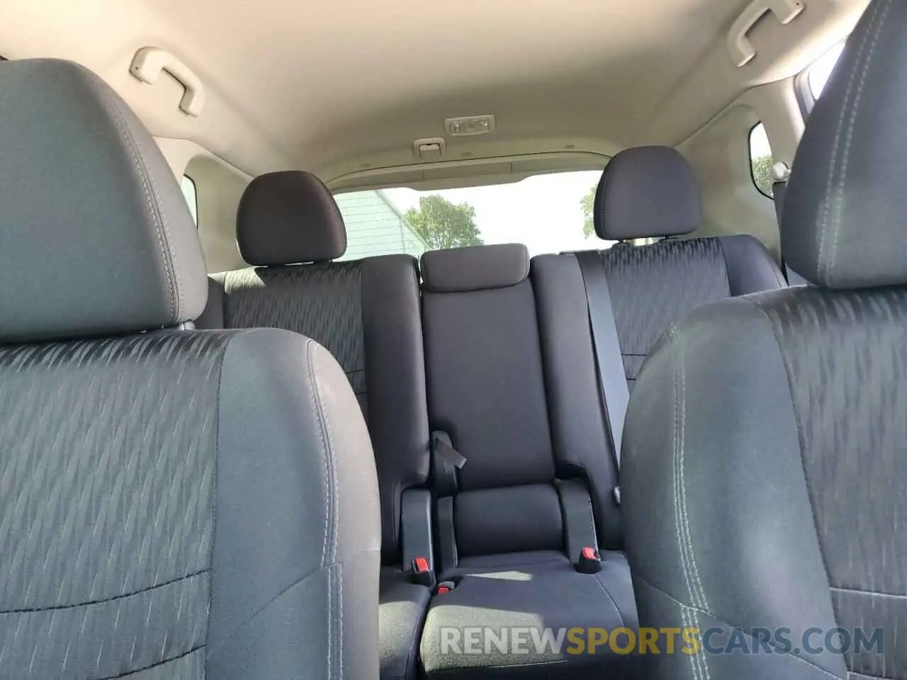 10 Photograph of a damaged car 5N1AT2MT6KC717527 NISSAN ROGUE 2019