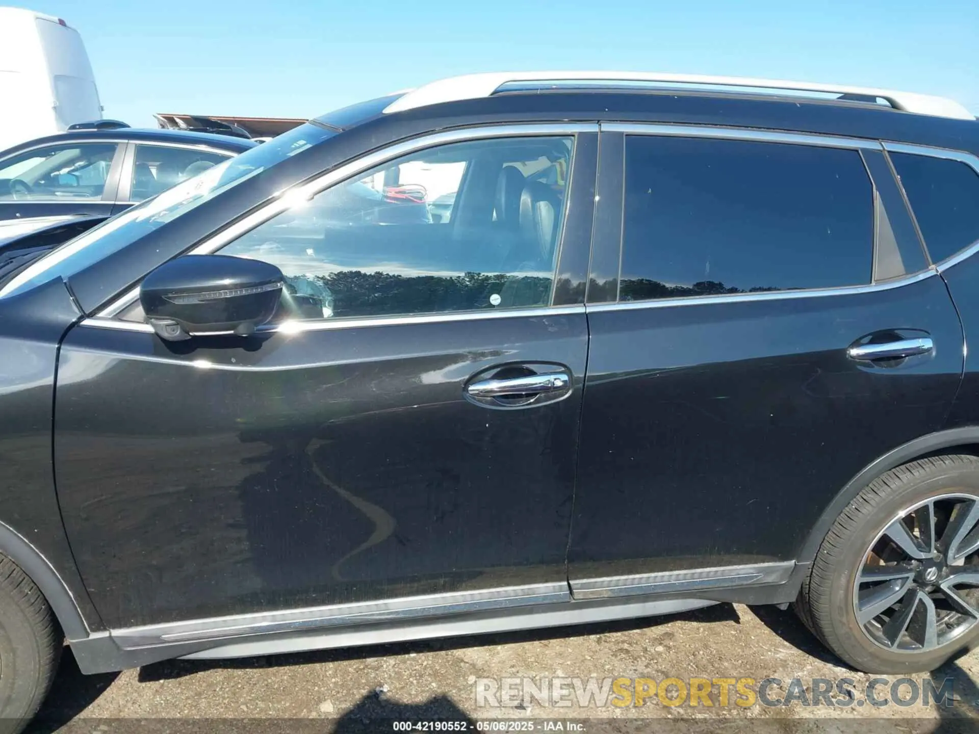 14 Photograph of a damaged car 5N1AT2MT6KC759616 NISSAN ROGUE 2019