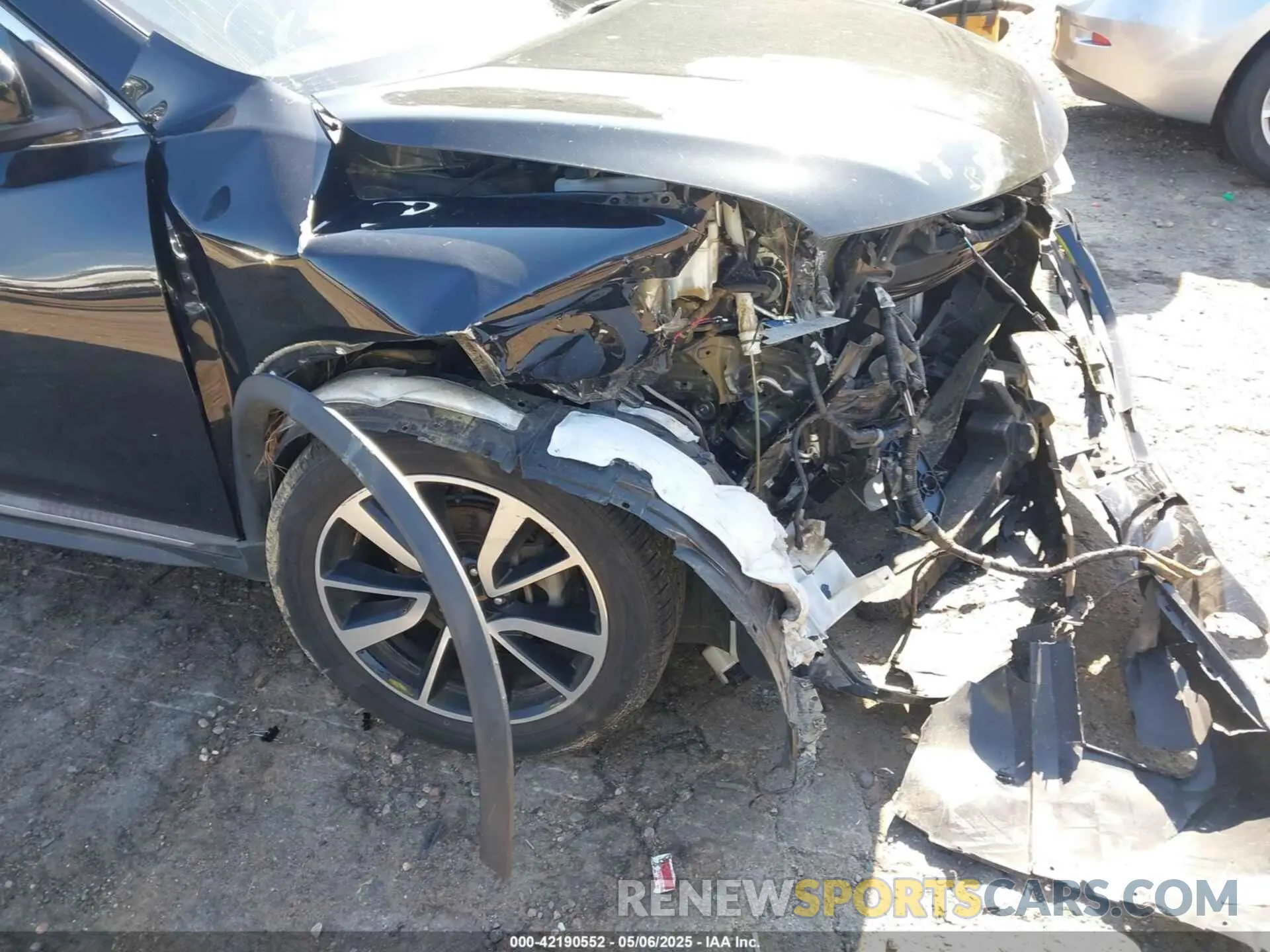 19 Photograph of a damaged car 5N1AT2MT6KC759616 NISSAN ROGUE 2019