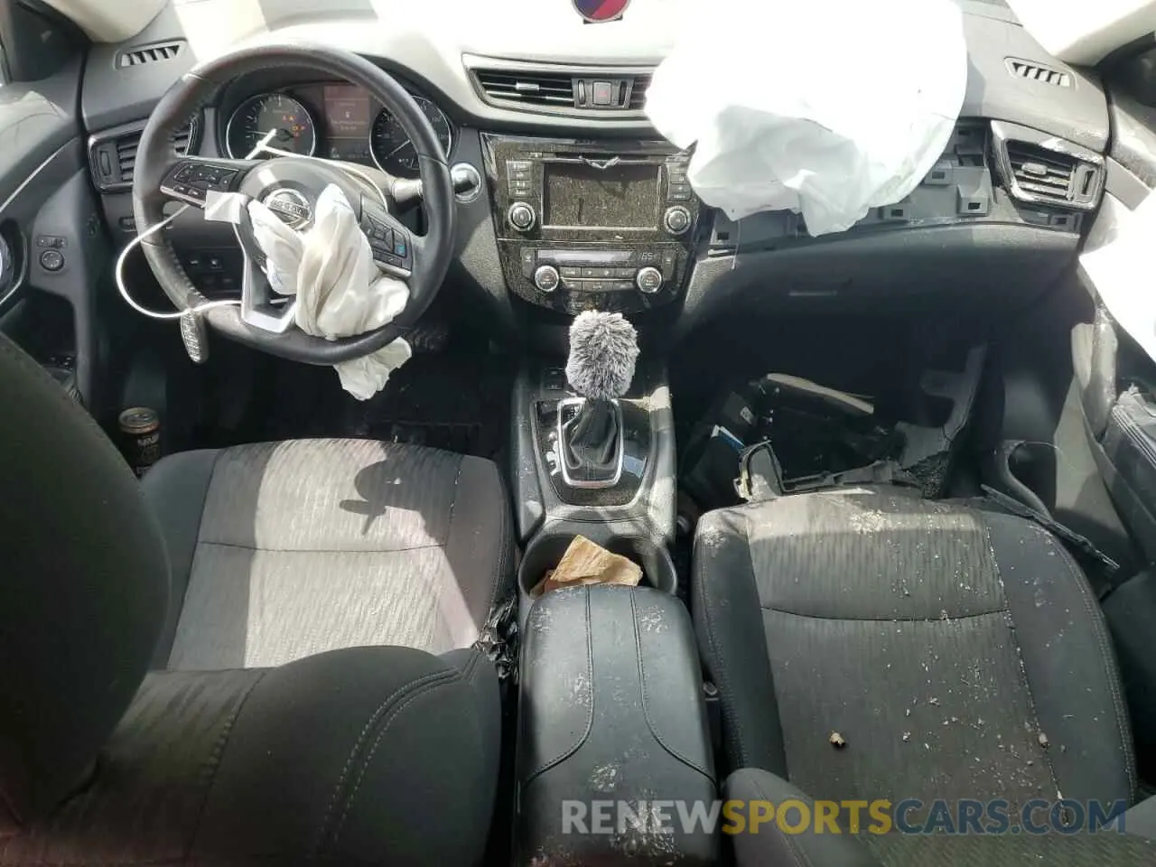 8 Photograph of a damaged car 5N1AT2MT6KC763729 NISSAN ROGUE 2019