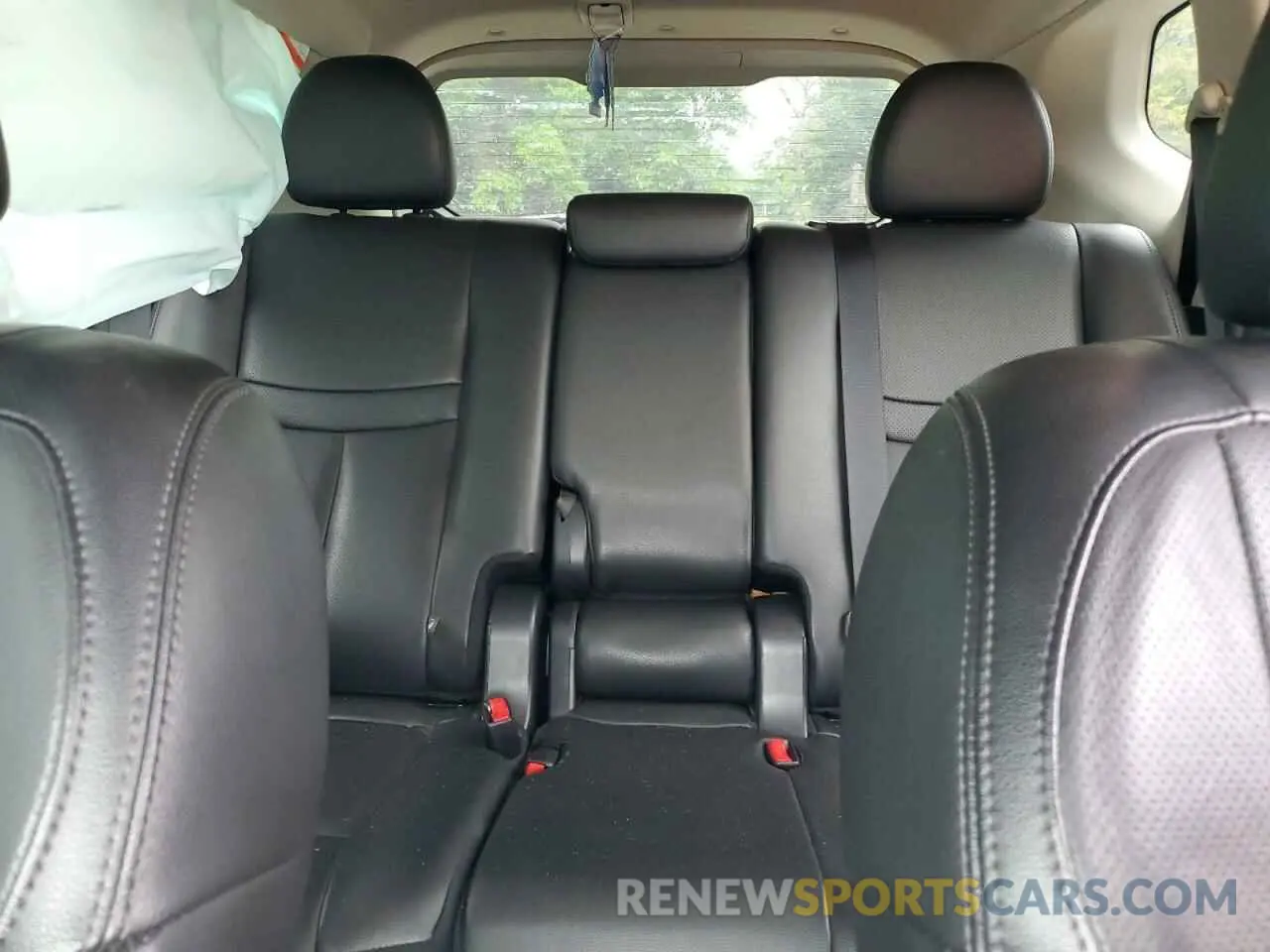 10 Photograph of a damaged car 5N1AT2MT6KC783981 NISSAN ROGUE 2019