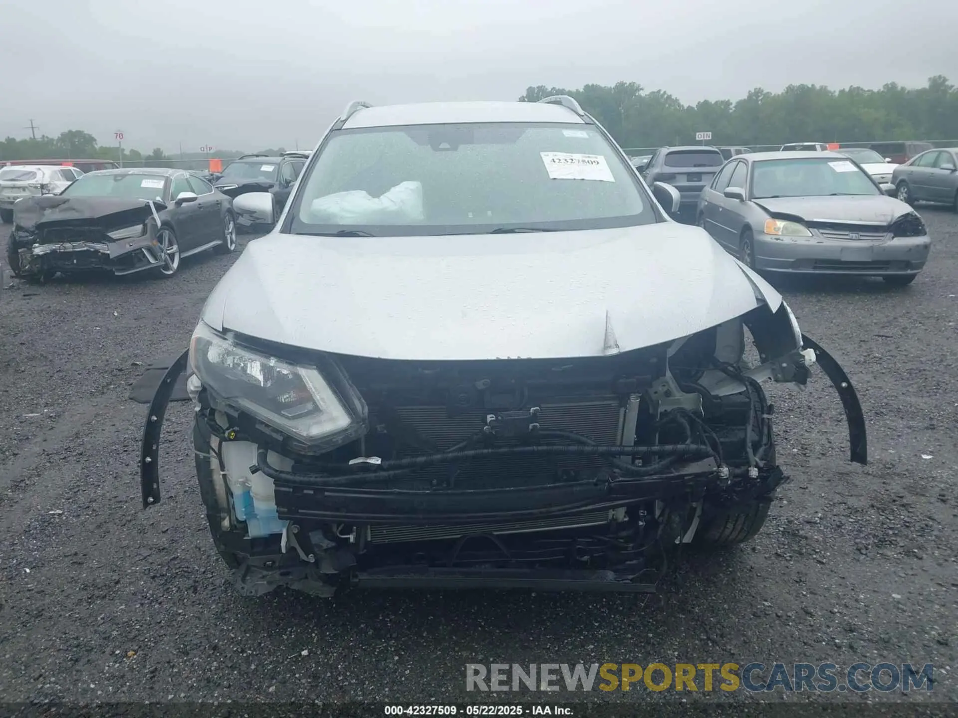 12 Photograph of a damaged car 5N1AT2MT6KC798593 NISSAN ROGUE 2019