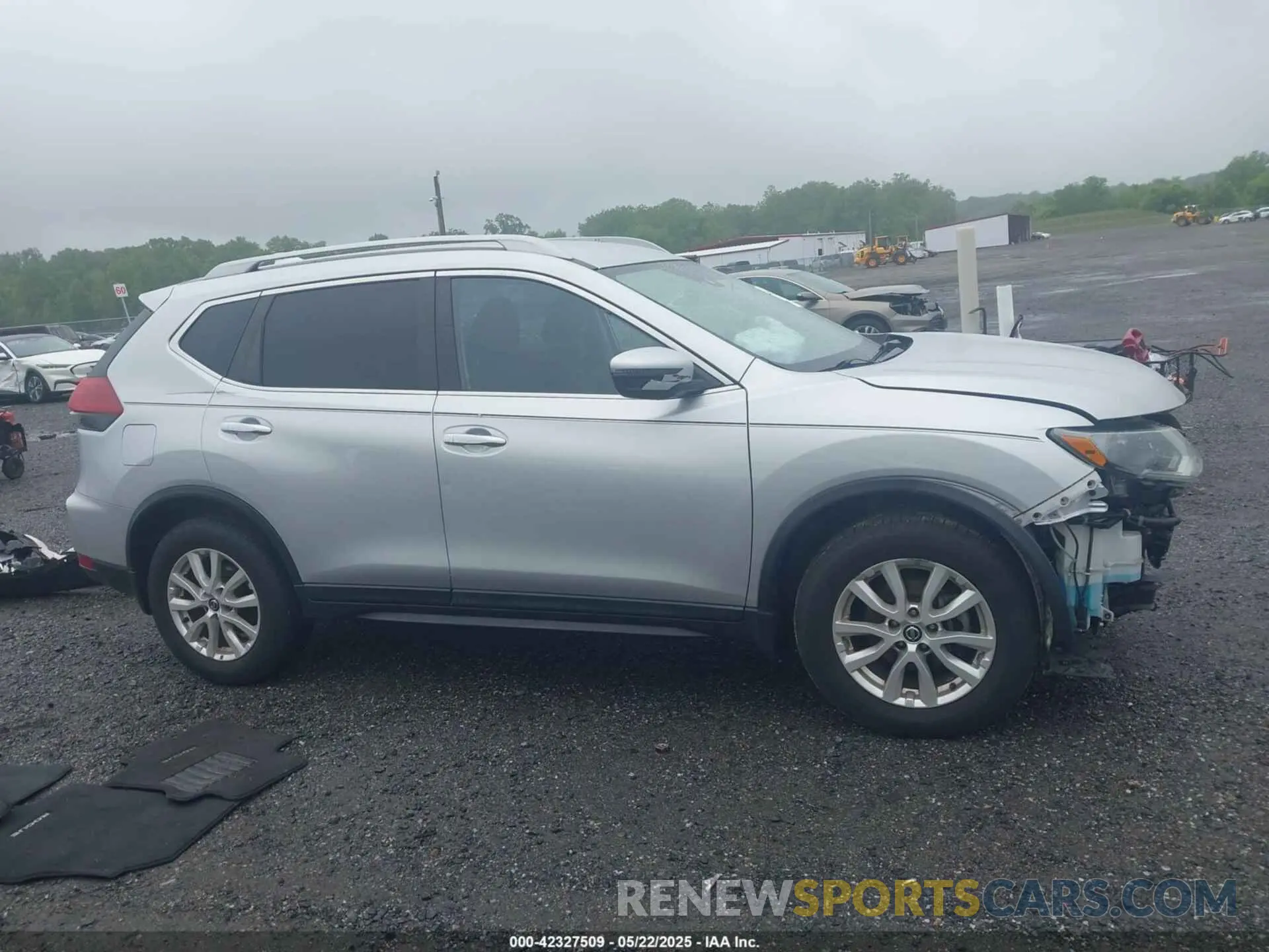 13 Photograph of a damaged car 5N1AT2MT6KC798593 NISSAN ROGUE 2019