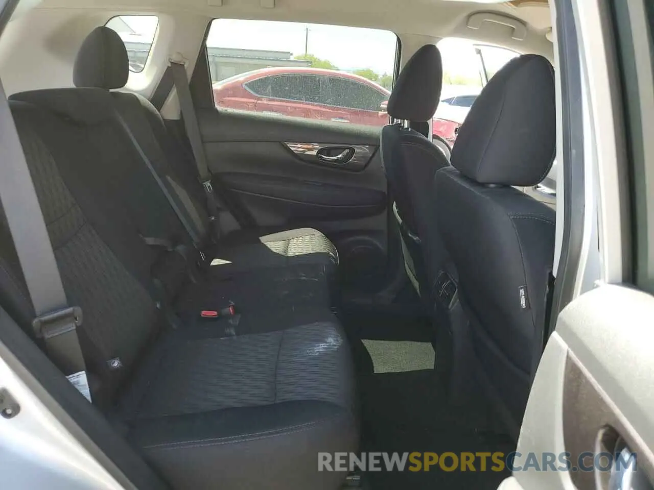 11 Photograph of a damaged car 5N1AT2MT6KC811990 NISSAN ROGUE 2019