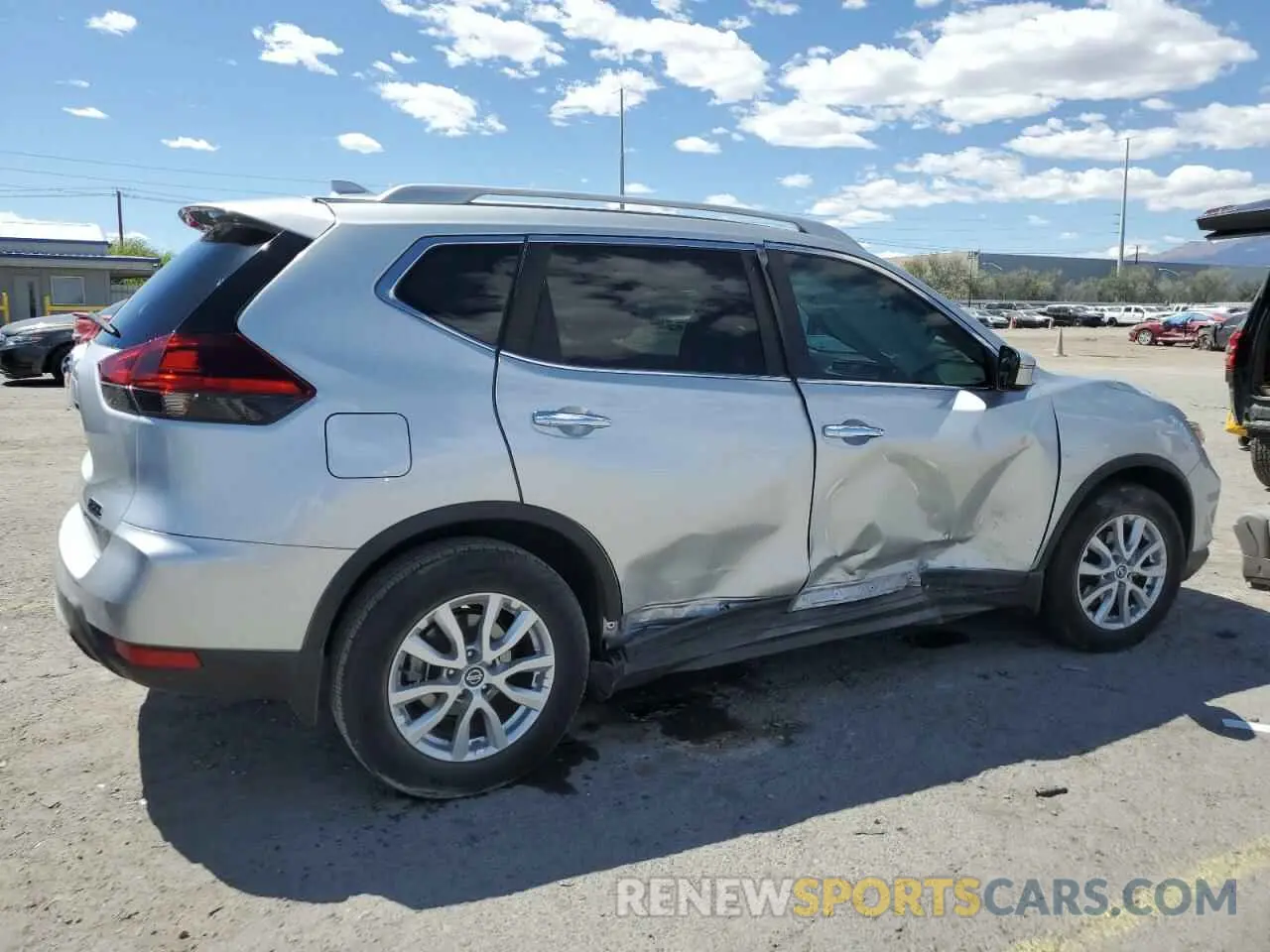 3 Photograph of a damaged car 5N1AT2MT6KC811990 NISSAN ROGUE 2019