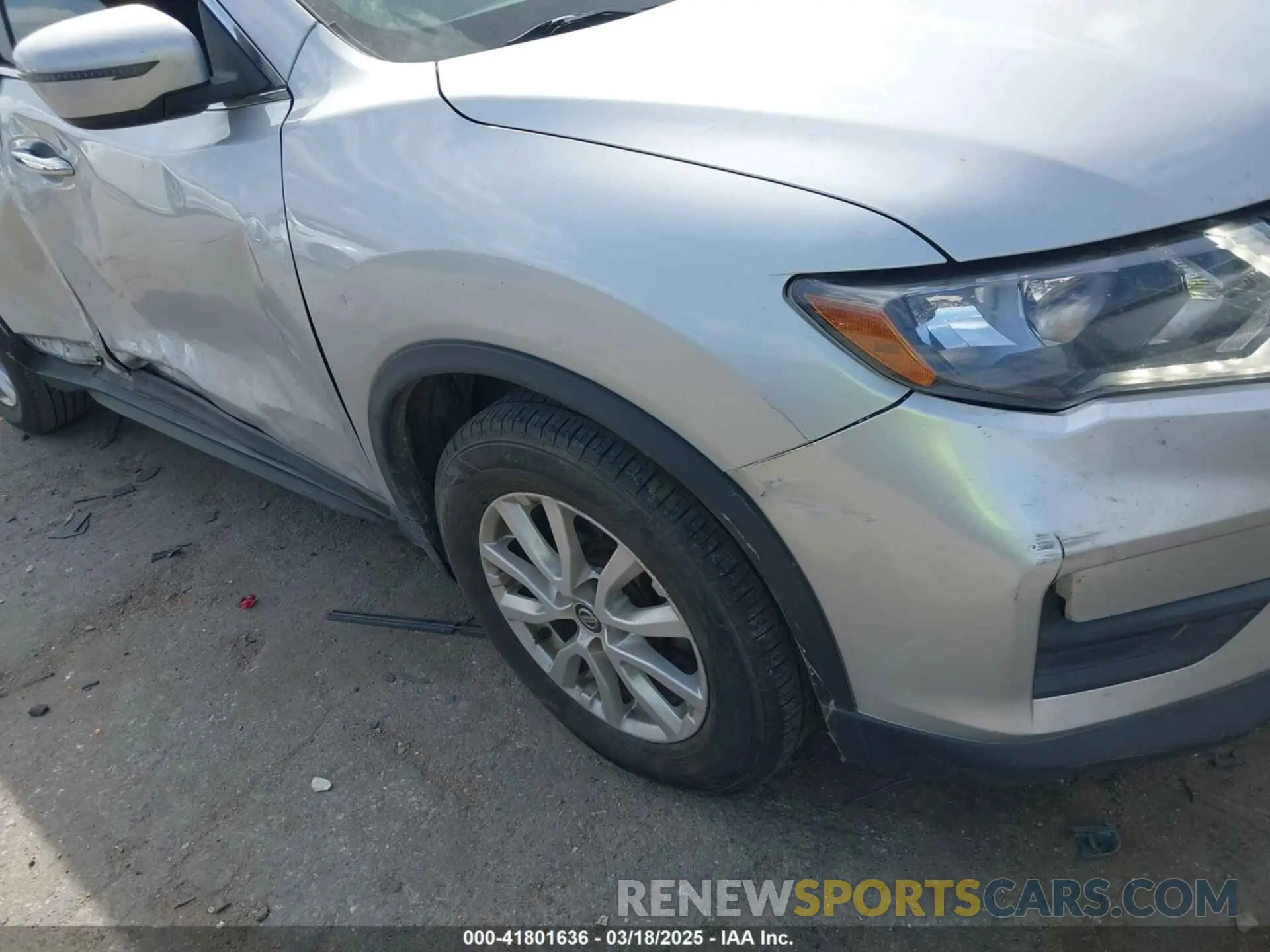 6 Photograph of a damaged car 5N1AT2MT6KC826988 NISSAN ROGUE 2019