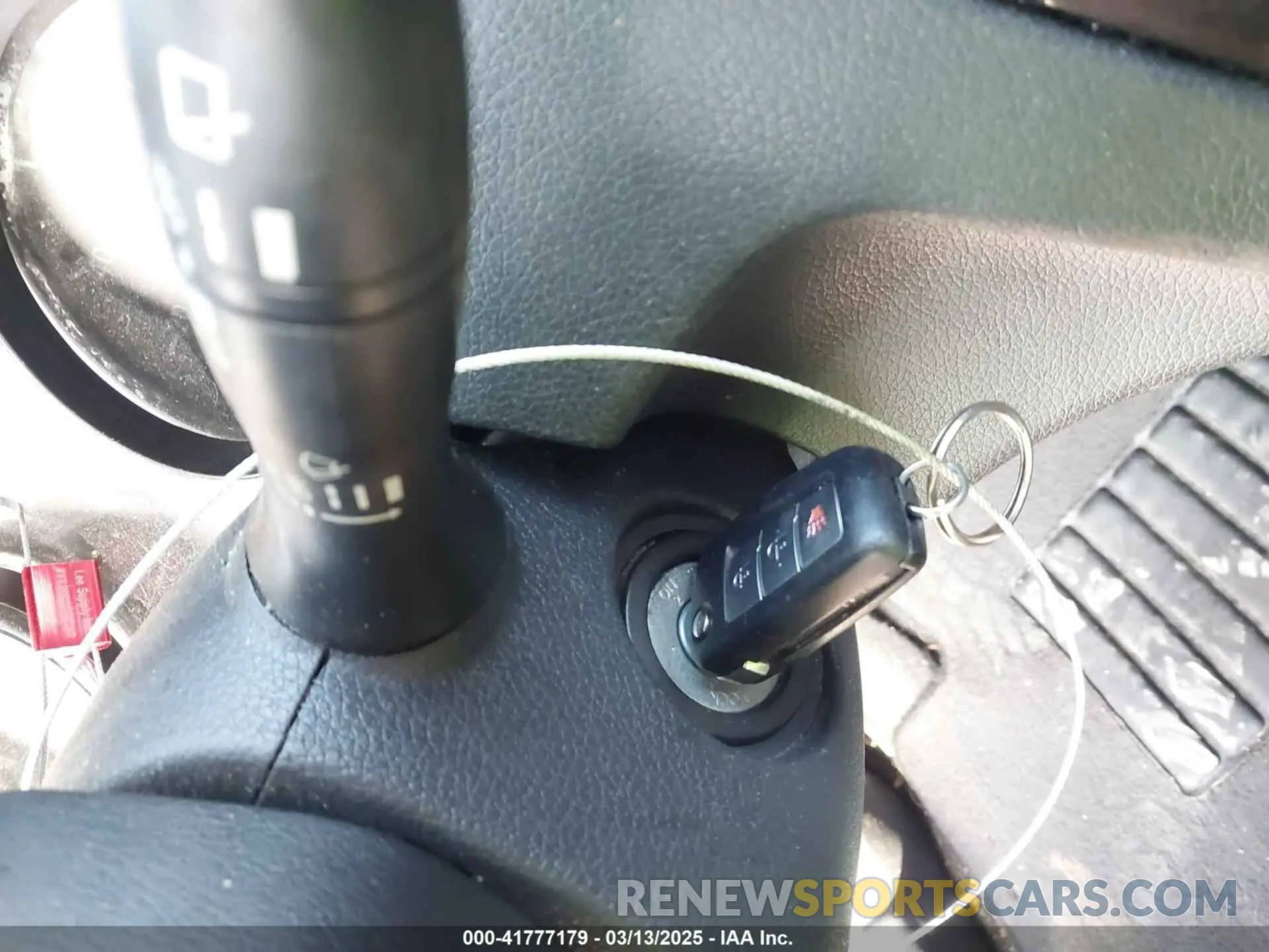 11 Photograph of a damaged car 5N1AT2MT6KC843130 NISSAN ROGUE 2019
