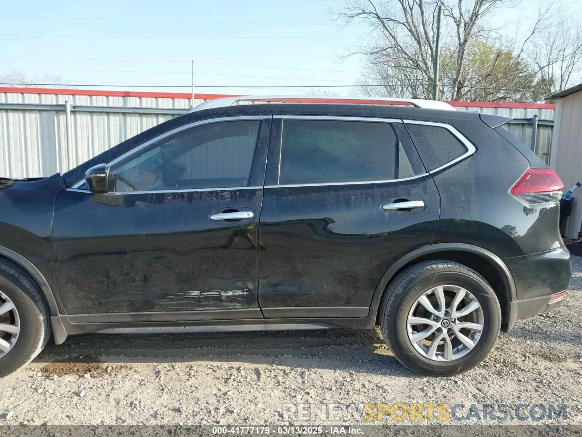 14 Photograph of a damaged car 5N1AT2MT6KC843130 NISSAN ROGUE 2019