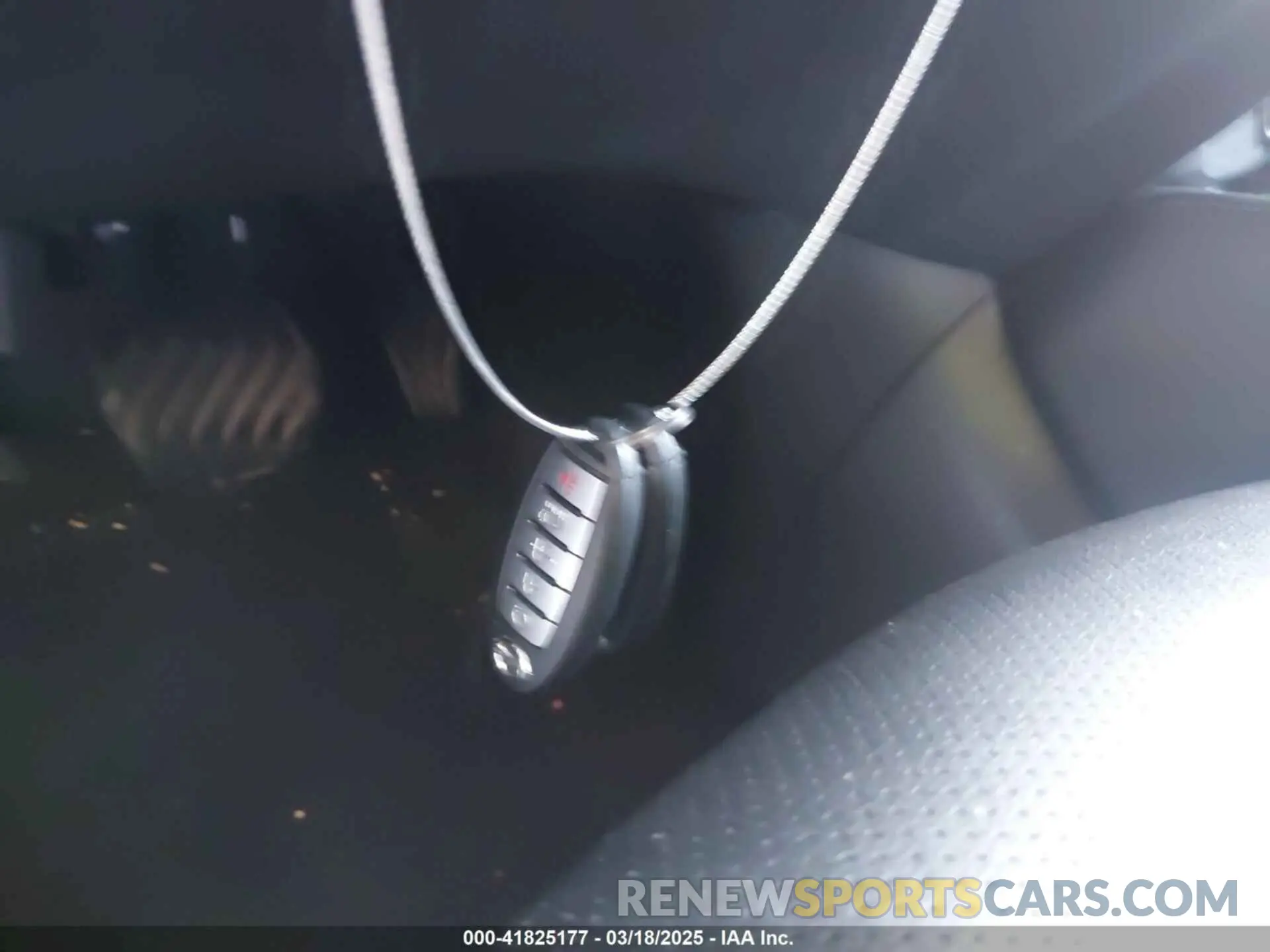 11 Photograph of a damaged car 5N1AT2MT7KC780362 NISSAN ROGUE 2019