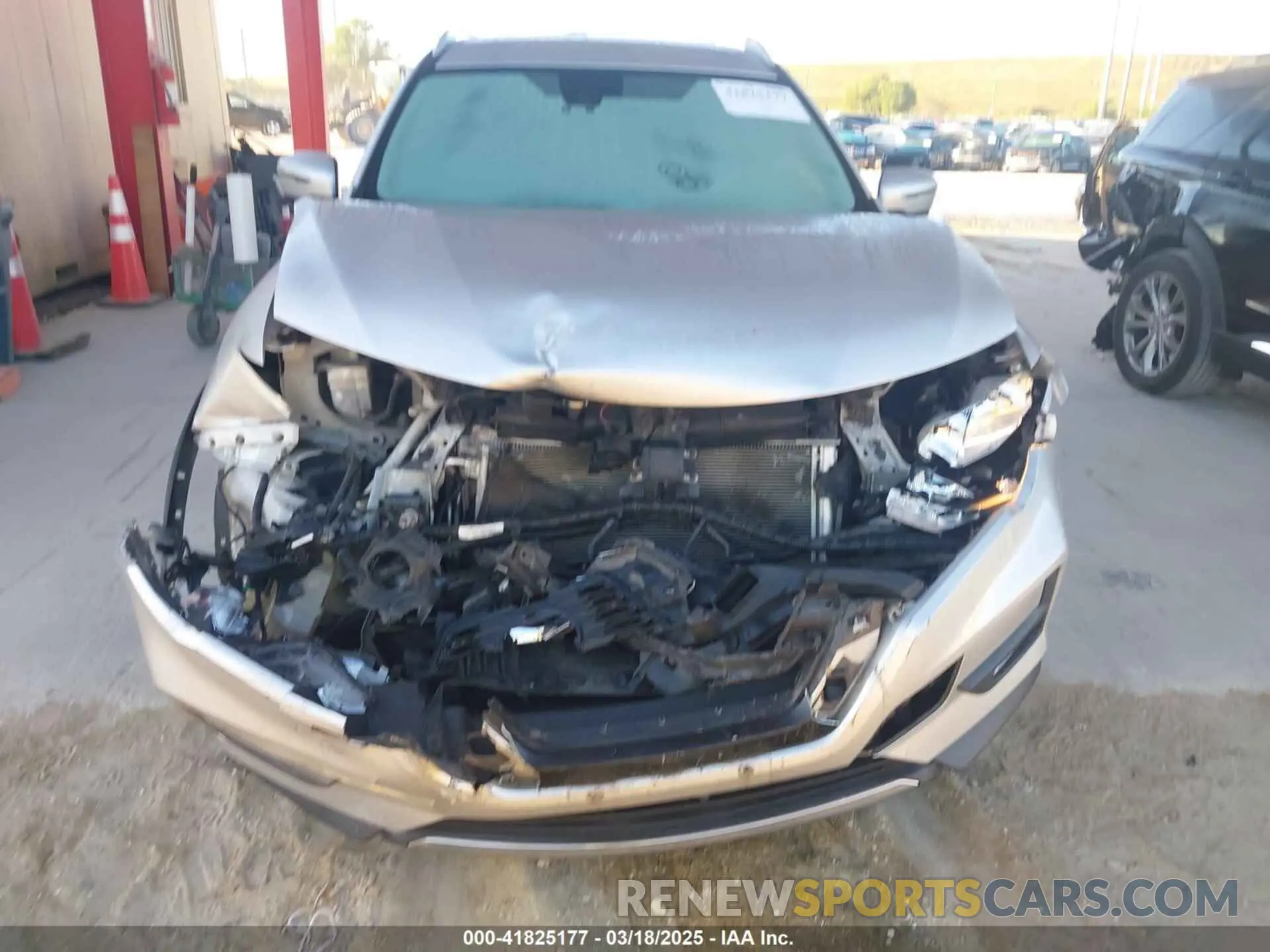 6 Photograph of a damaged car 5N1AT2MT7KC780362 NISSAN ROGUE 2019