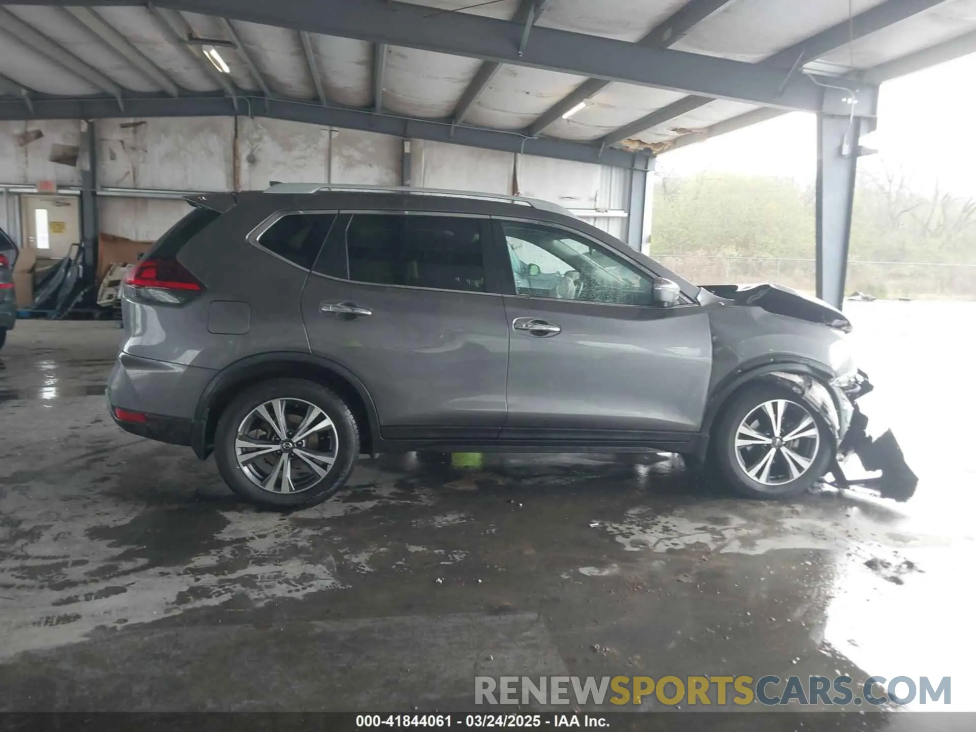 13 Photograph of a damaged car 5N1AT2MT7KC784380 NISSAN ROGUE 2019