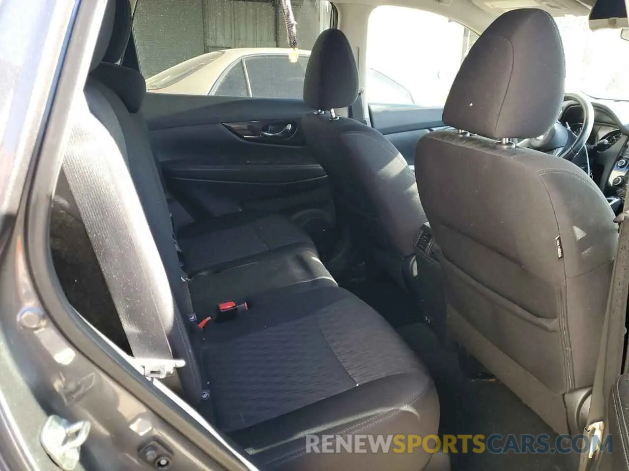 10 Photograph of a damaged car 5N1AT2MT7KC801968 NISSAN ROGUE 2019