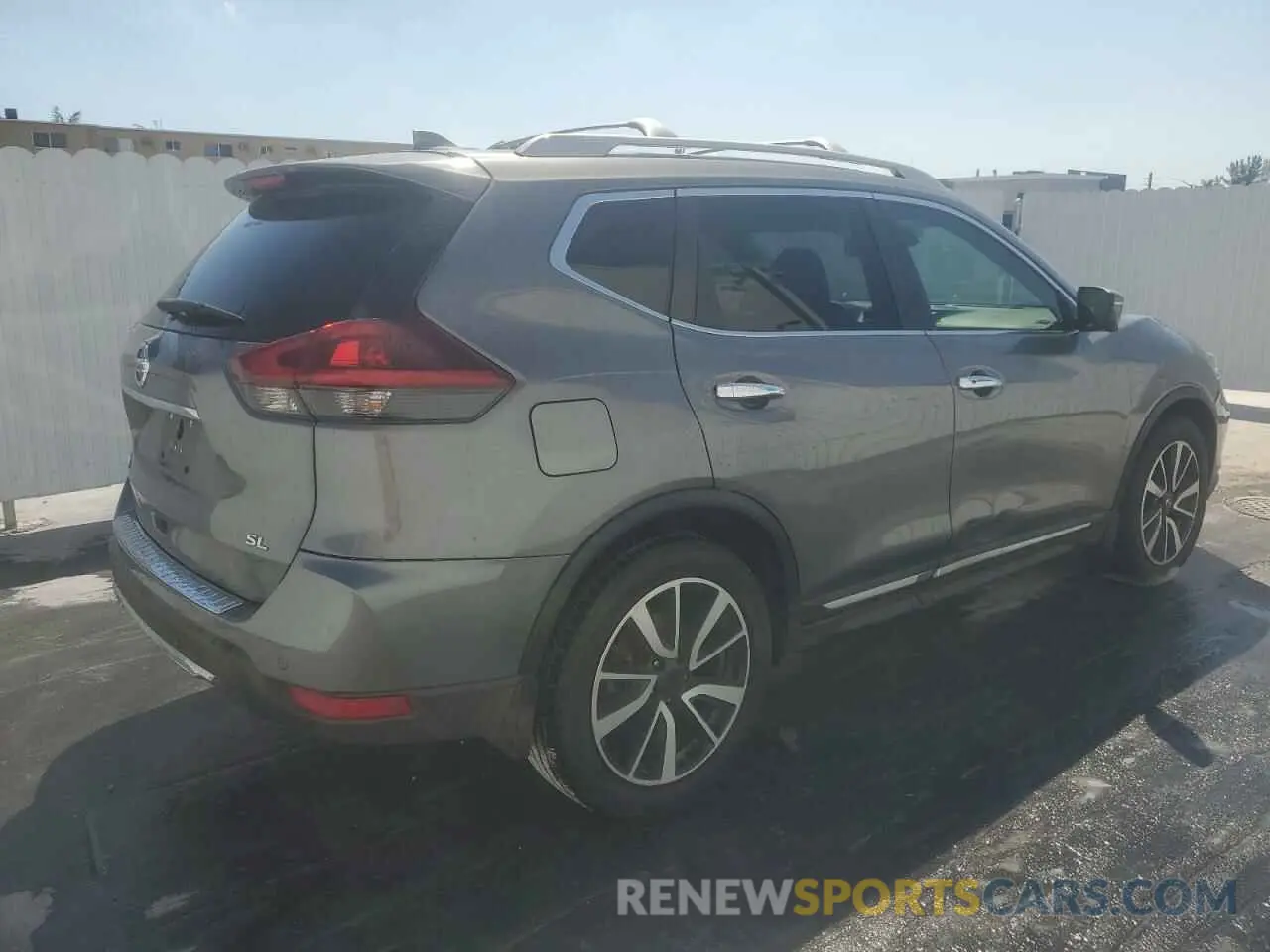 3 Photograph of a damaged car 5N1AT2MT7KC804367 NISSAN ROGUE 2019