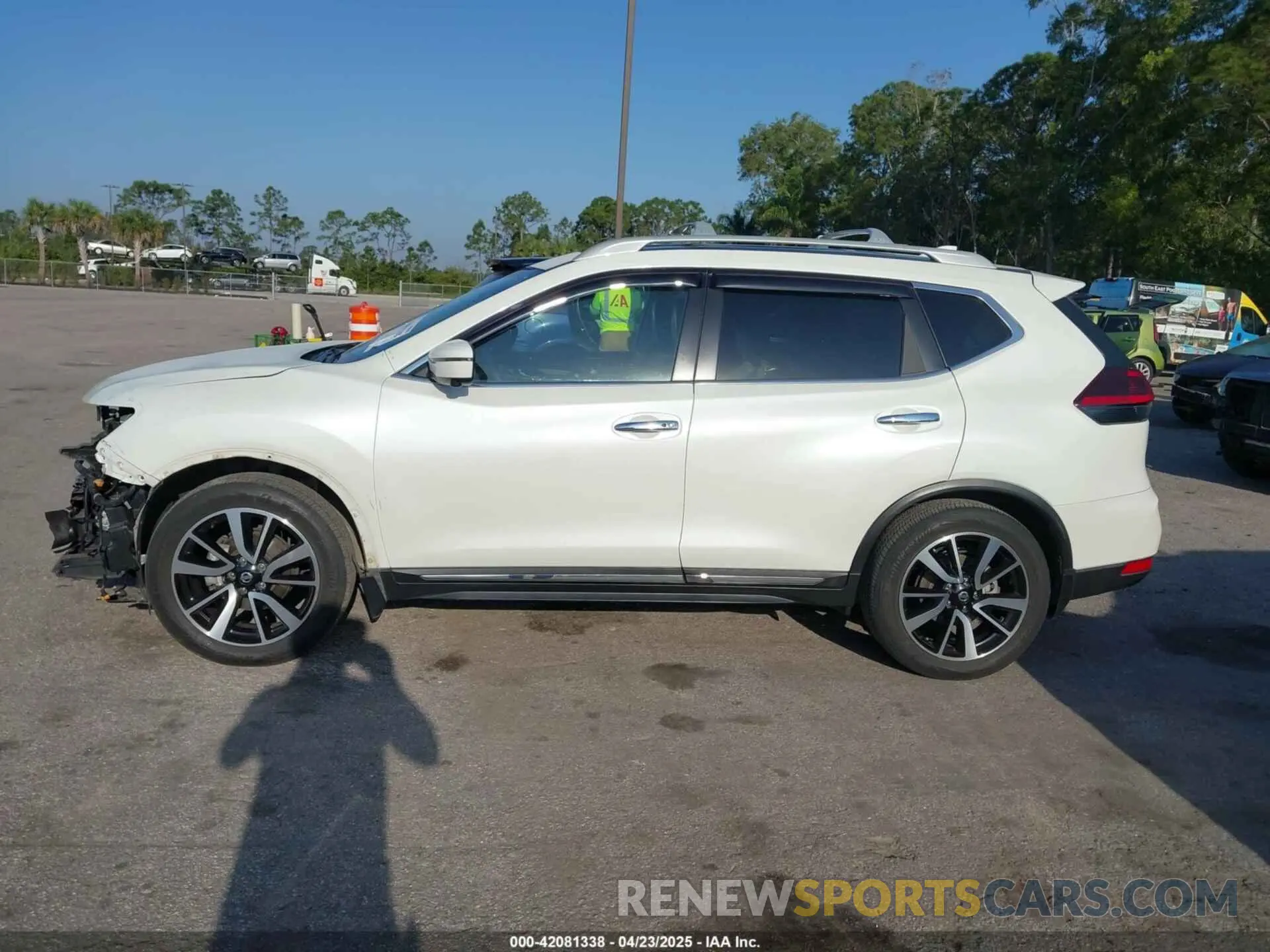15 Photograph of a damaged car 5N1AT2MT7KC825753 NISSAN ROGUE 2019