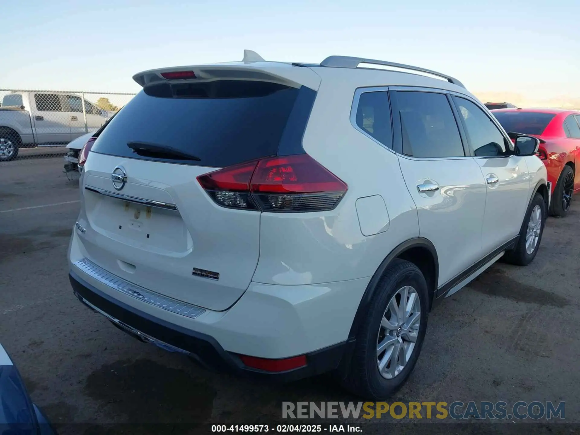 4 Photograph of a damaged car 5N1AT2MT7KC827700 NISSAN ROGUE 2019