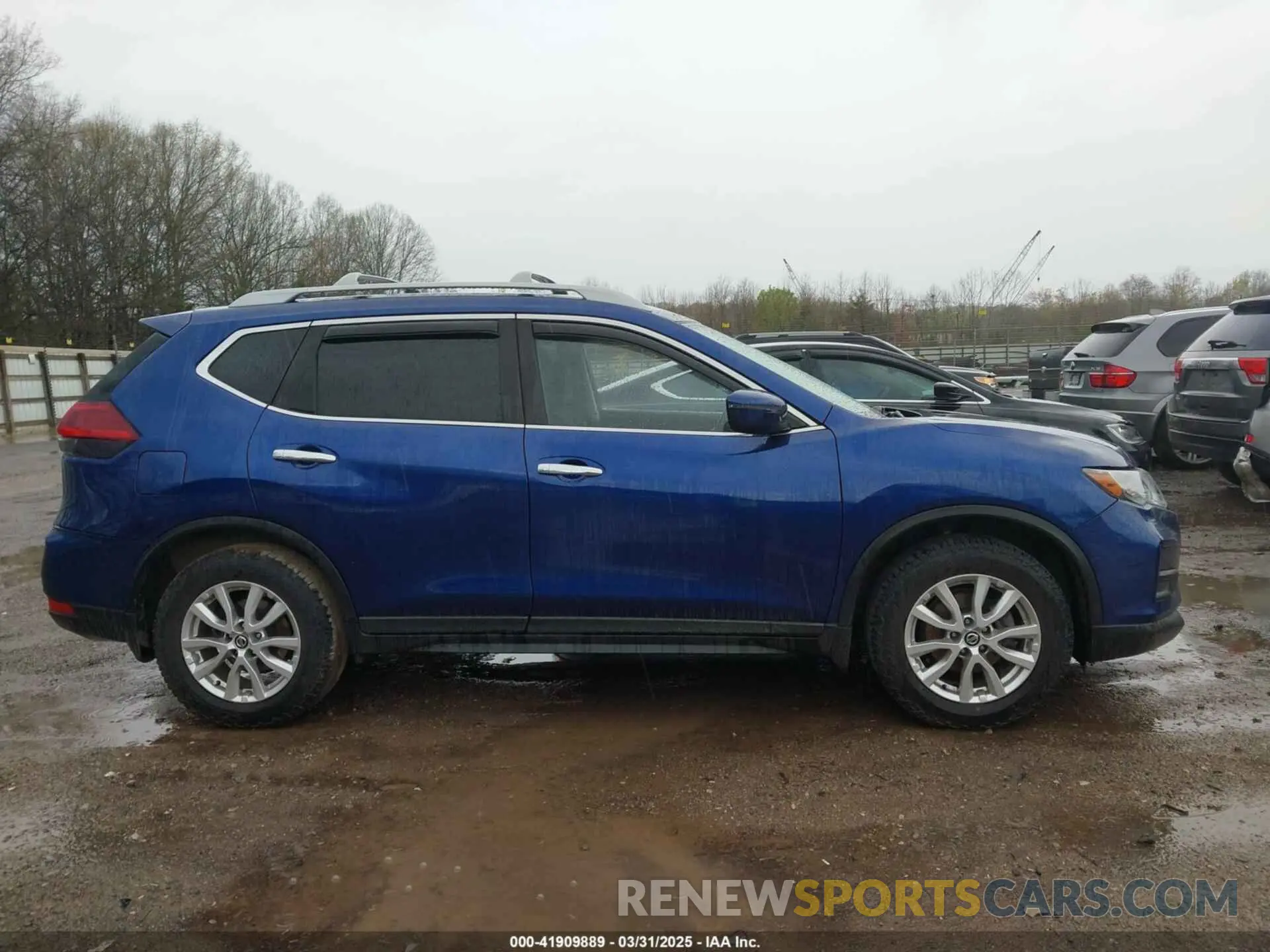 13 Photograph of a damaged car 5N1AT2MT7KC829981 NISSAN ROGUE 2019