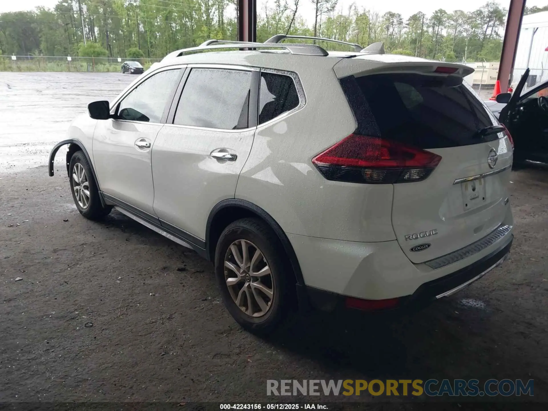 3 Photograph of a damaged car 5N1AT2MT7KC844450 NISSAN ROGUE 2019