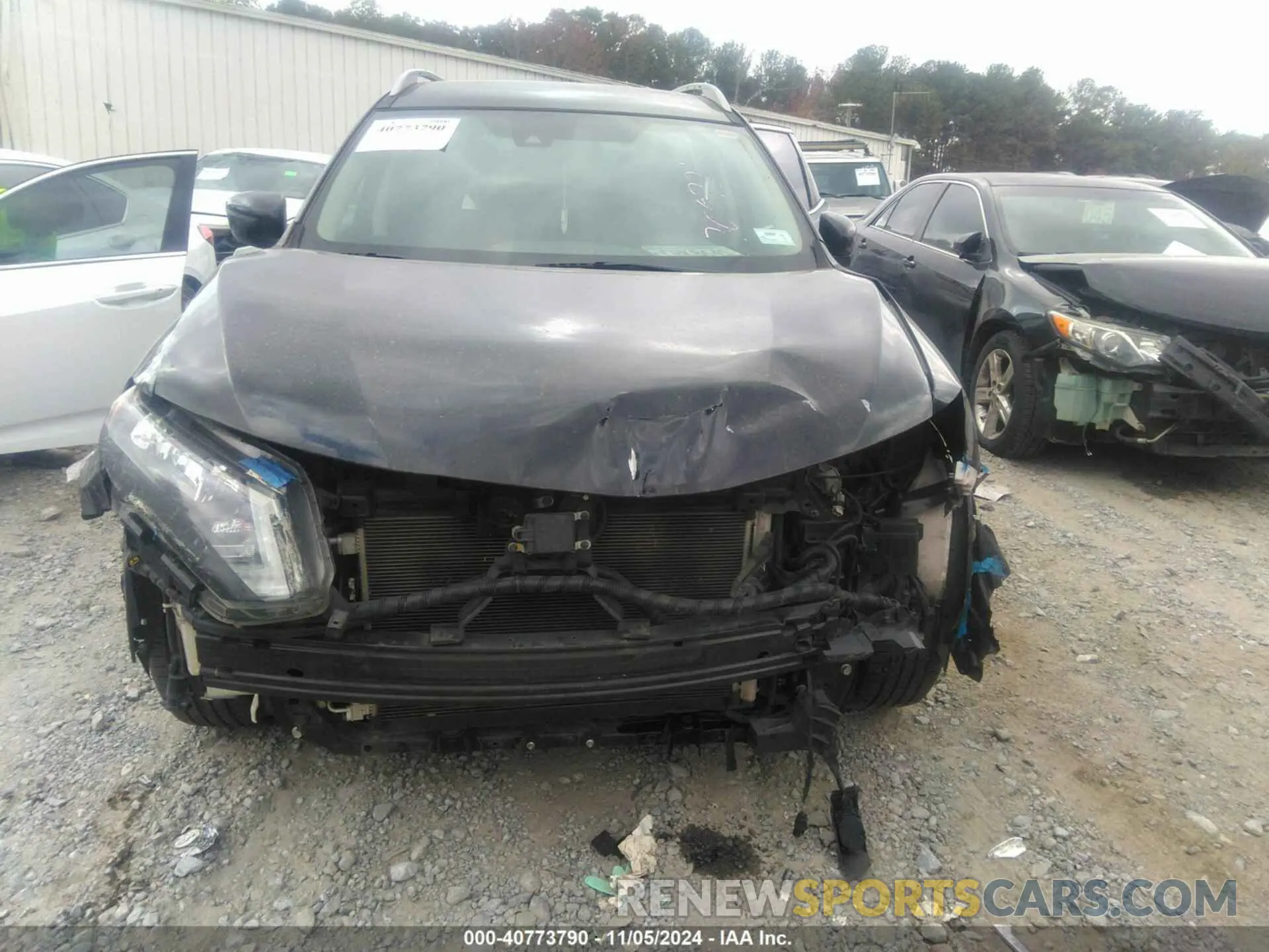 13 Photograph of a damaged car 5N1AT2MT8KC700728 NISSAN ROGUE 2019