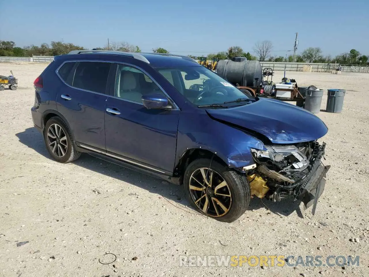 4 Photograph of a damaged car 5N1AT2MT8KC707713 NISSAN ROGUE 2019