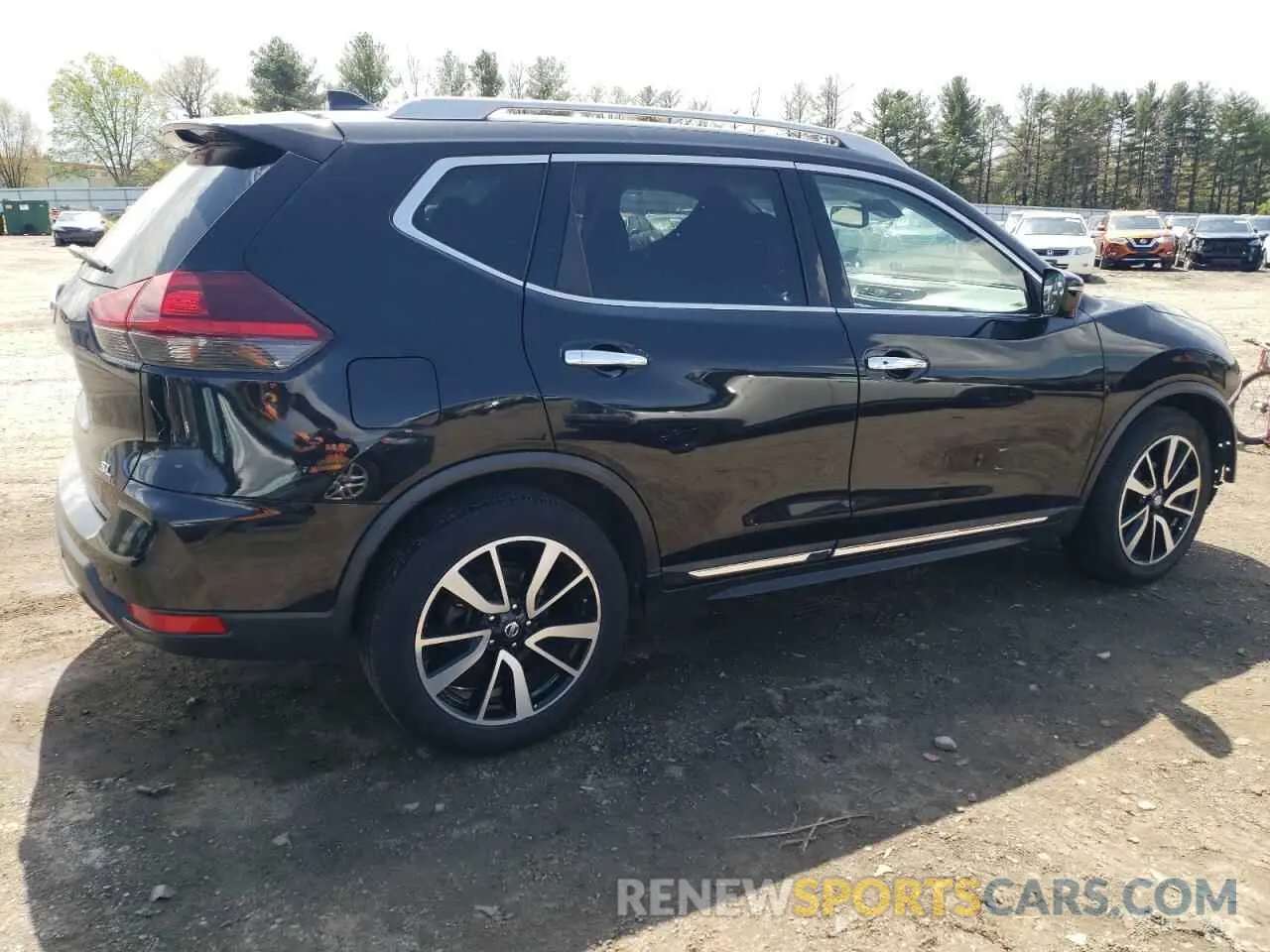 3 Photograph of a damaged car 5N1AT2MT8KC739660 NISSAN ROGUE 2019