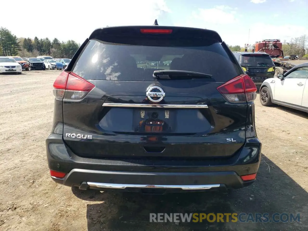 6 Photograph of a damaged car 5N1AT2MT8KC739660 NISSAN ROGUE 2019