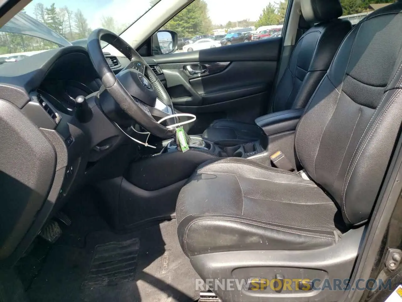 7 Photograph of a damaged car 5N1AT2MT8KC739660 NISSAN ROGUE 2019