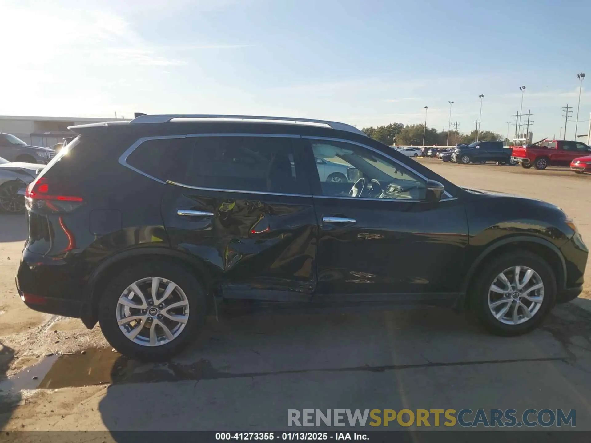 13 Photograph of a damaged car 5N1AT2MT8KC758936 NISSAN ROGUE 2019