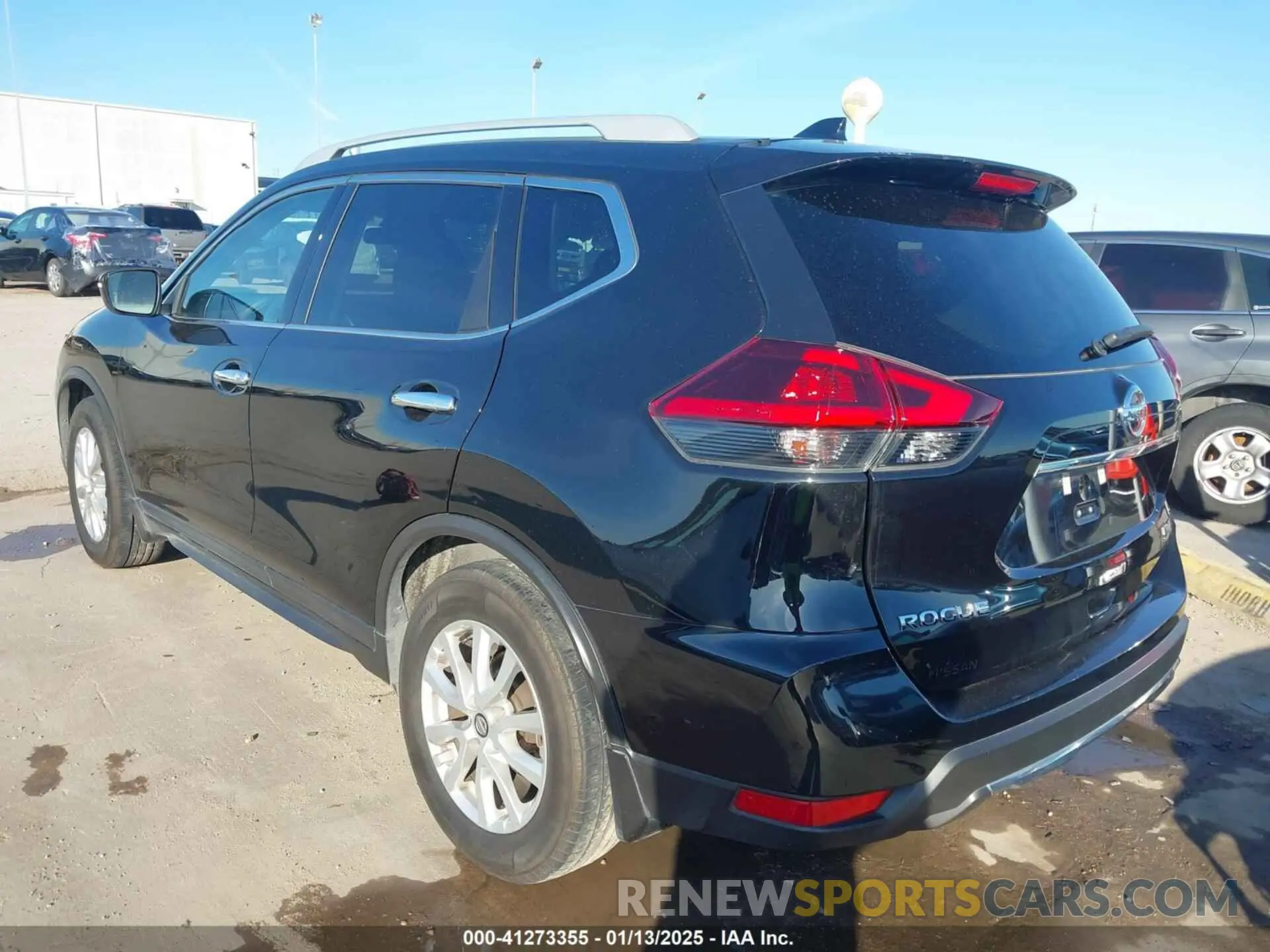 3 Photograph of a damaged car 5N1AT2MT8KC758936 NISSAN ROGUE 2019