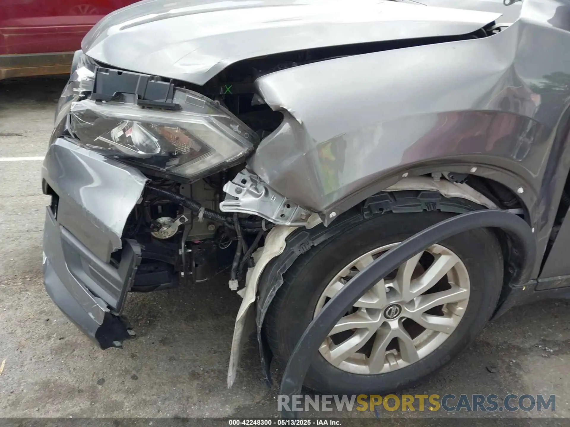 6 Photograph of a damaged car 5N1AT2MT8KC766342 NISSAN ROGUE 2019