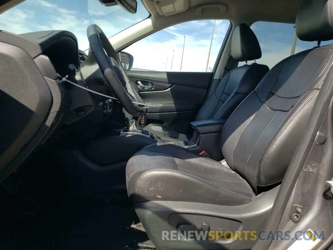 7 Photograph of a damaged car 5N1AT2MT8KC774831 NISSAN ROGUE 2019