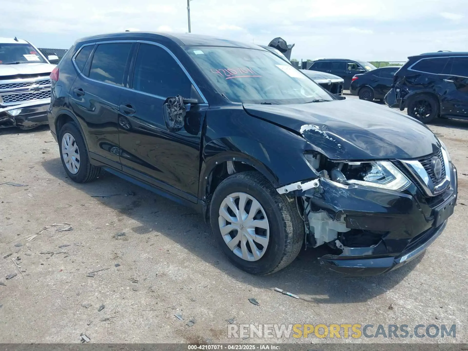 1 Photograph of a damaged car 5N1AT2MT8KC783237 NISSAN ROGUE 2019