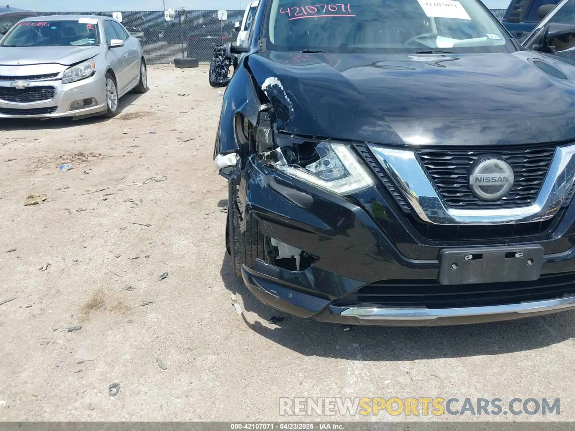 6 Photograph of a damaged car 5N1AT2MT8KC783237 NISSAN ROGUE 2019